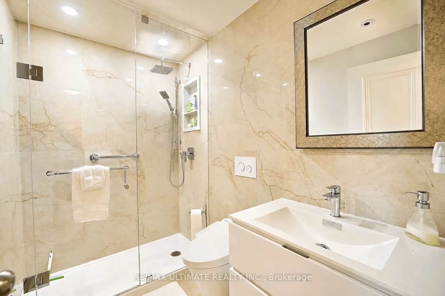 2045 Lake Shore Boulevard W #3705