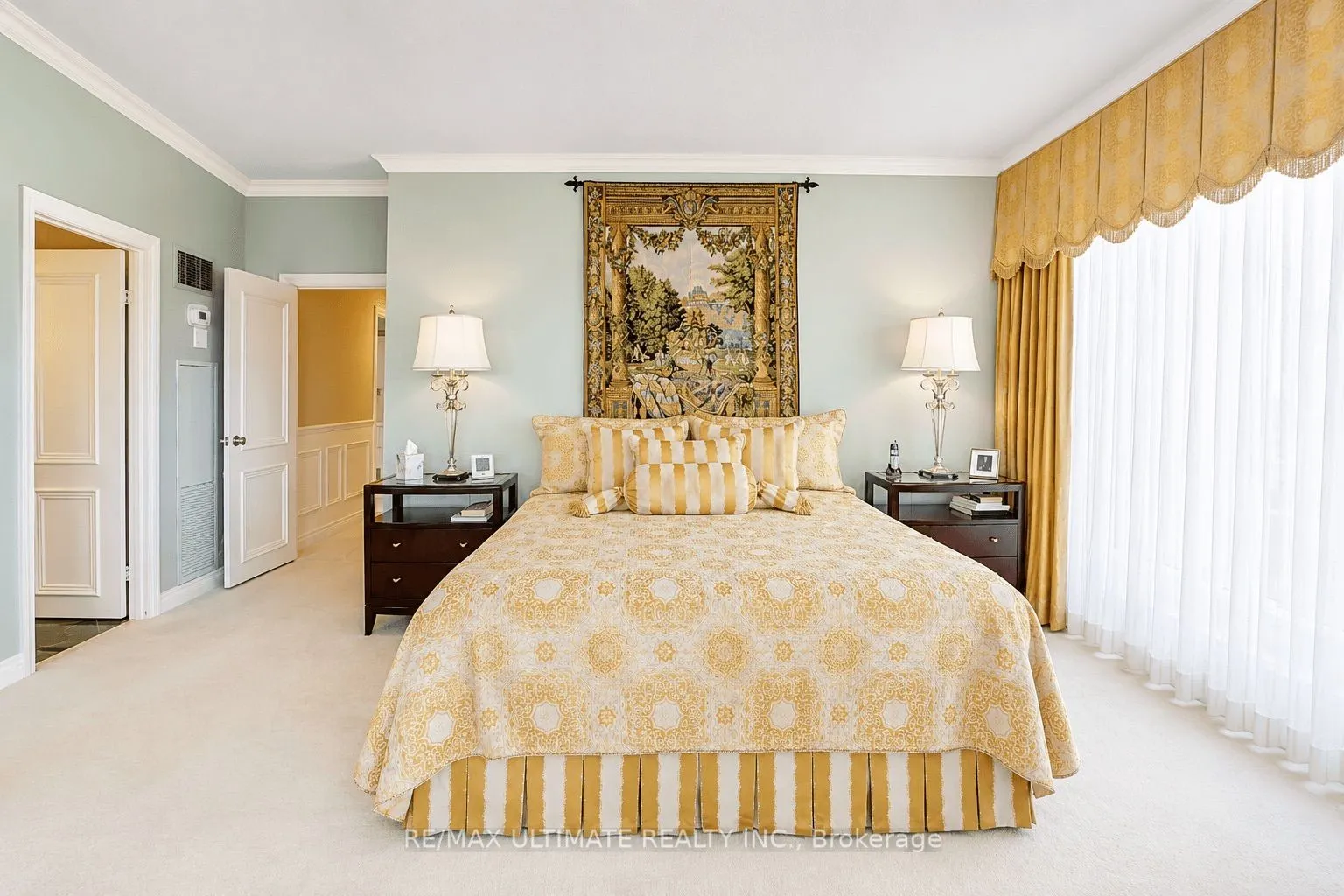 2045 Lake Shore Boulevard W #3705