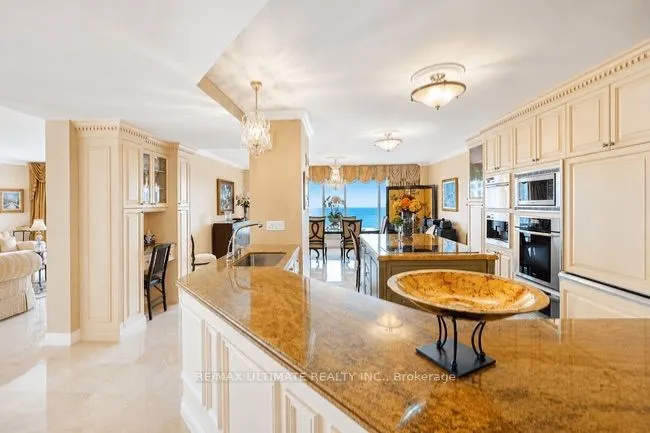 2045 Lake Shore Boulevard W #3705