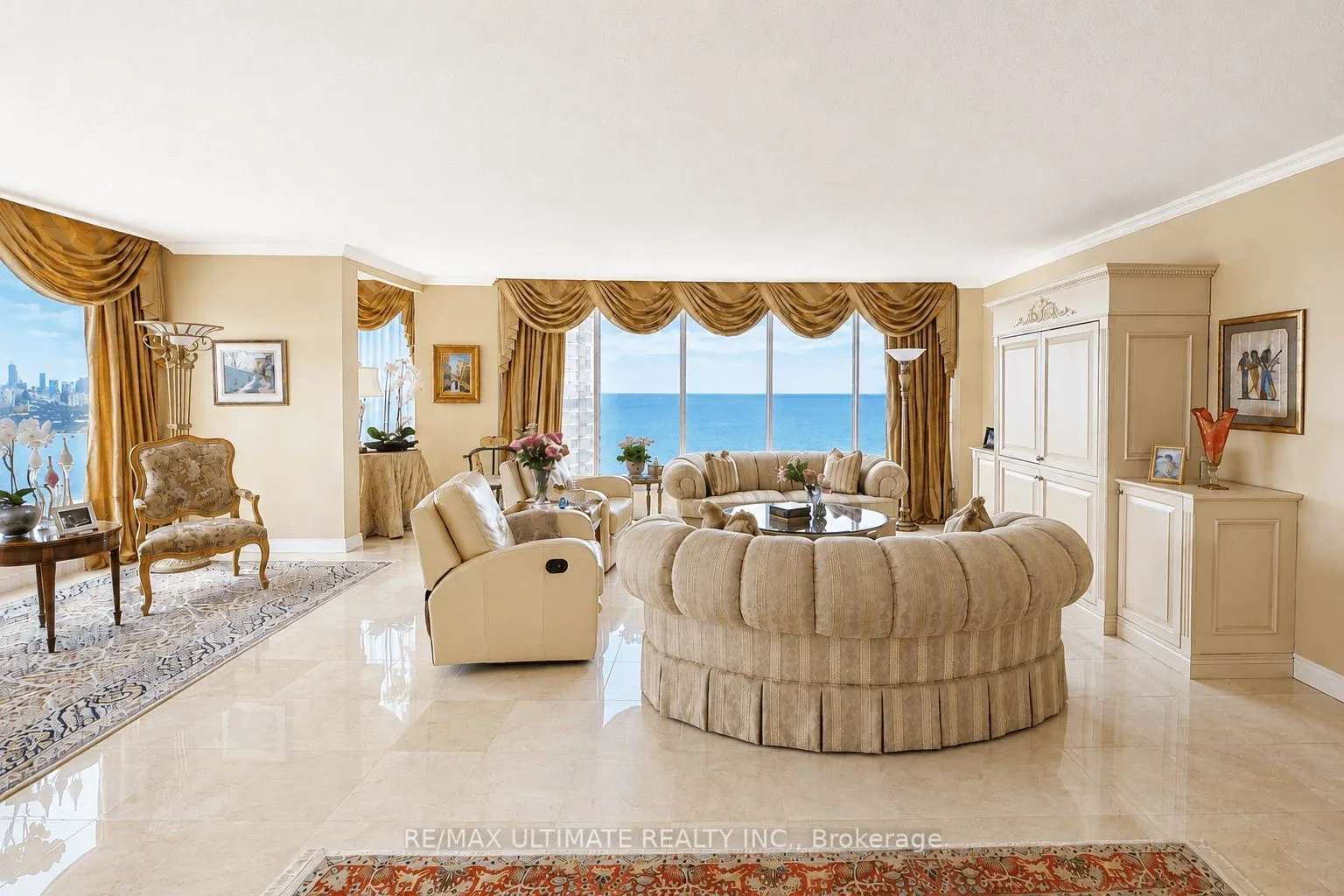 2045 Lake Shore Boulevard W #3705