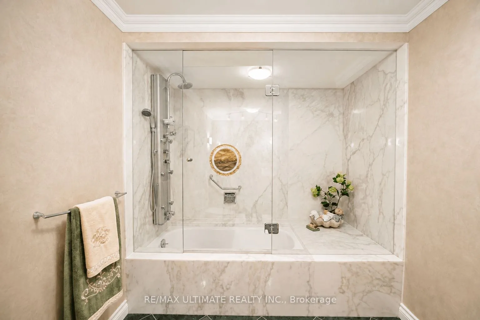 2045 Lake Shore Boulevard W #3705