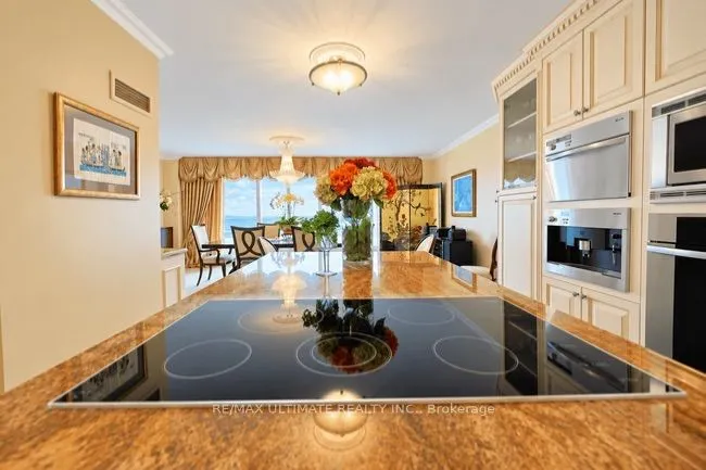 2045 Lake Shore Boulevard W #3705