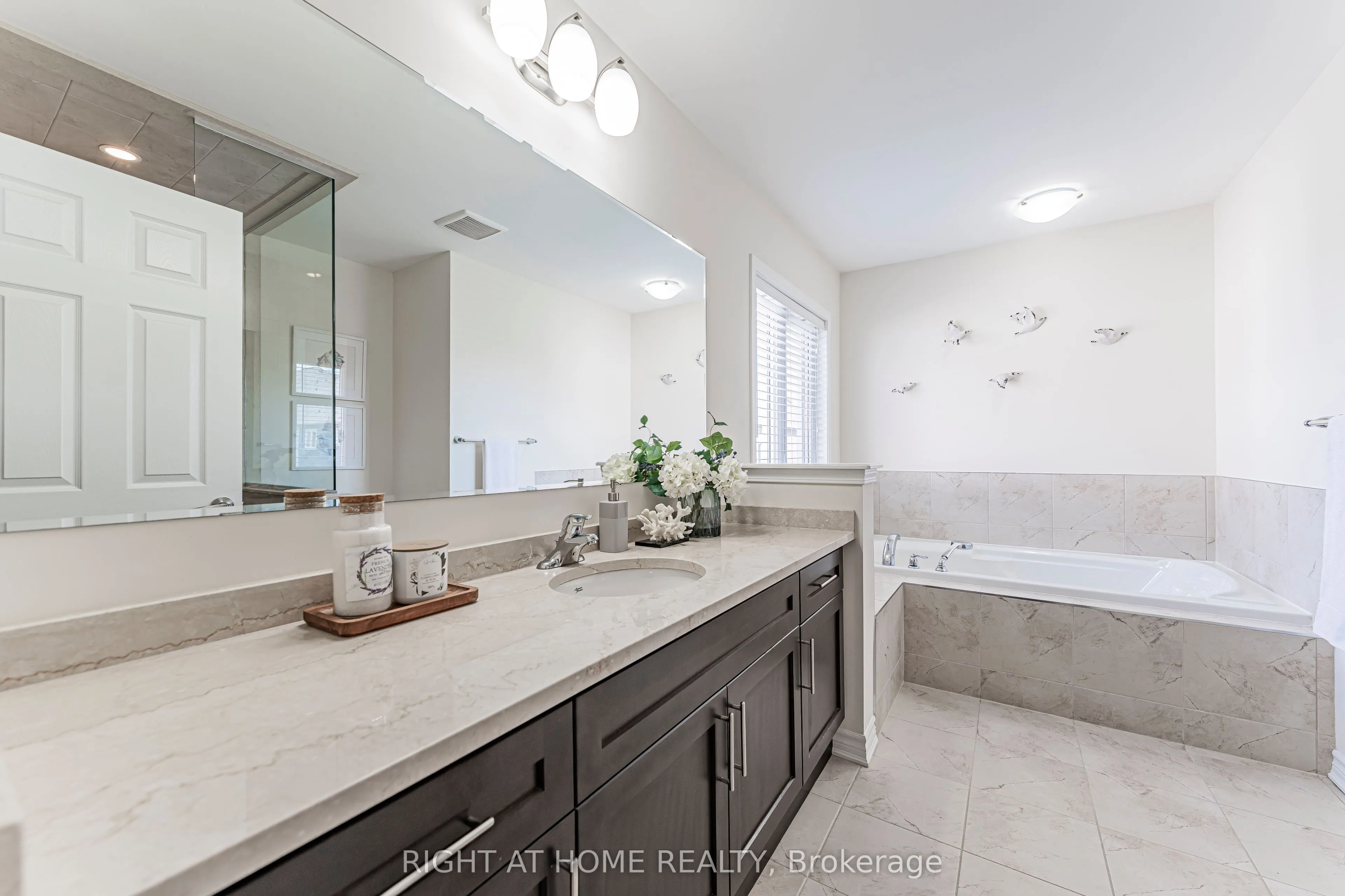 1249 Leger Way