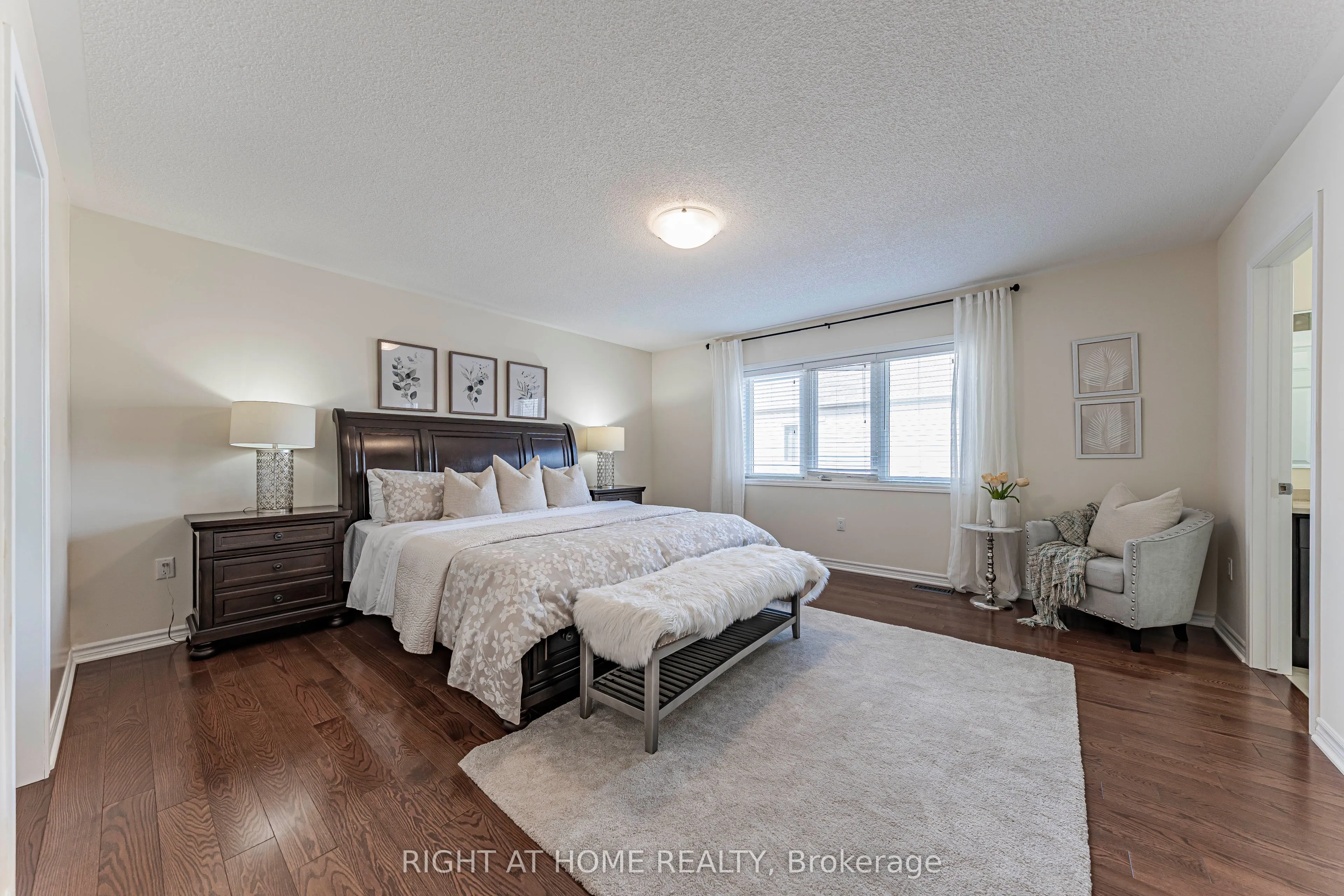 1249 Leger Way