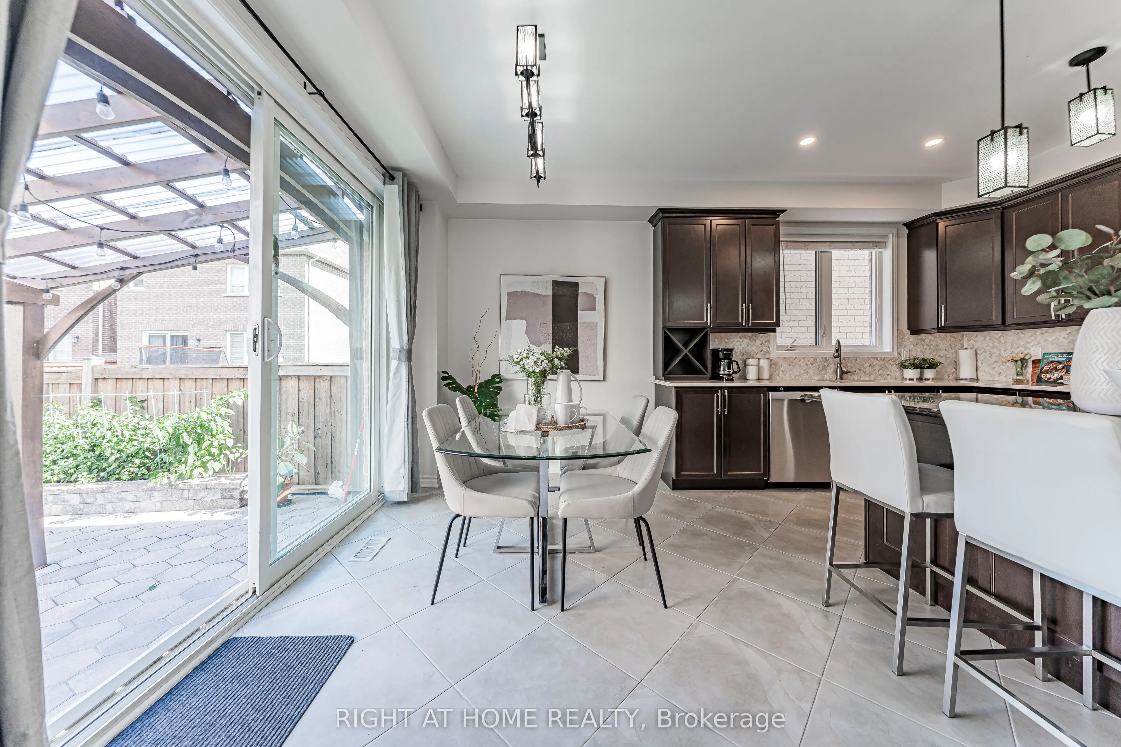 1249 Leger Way