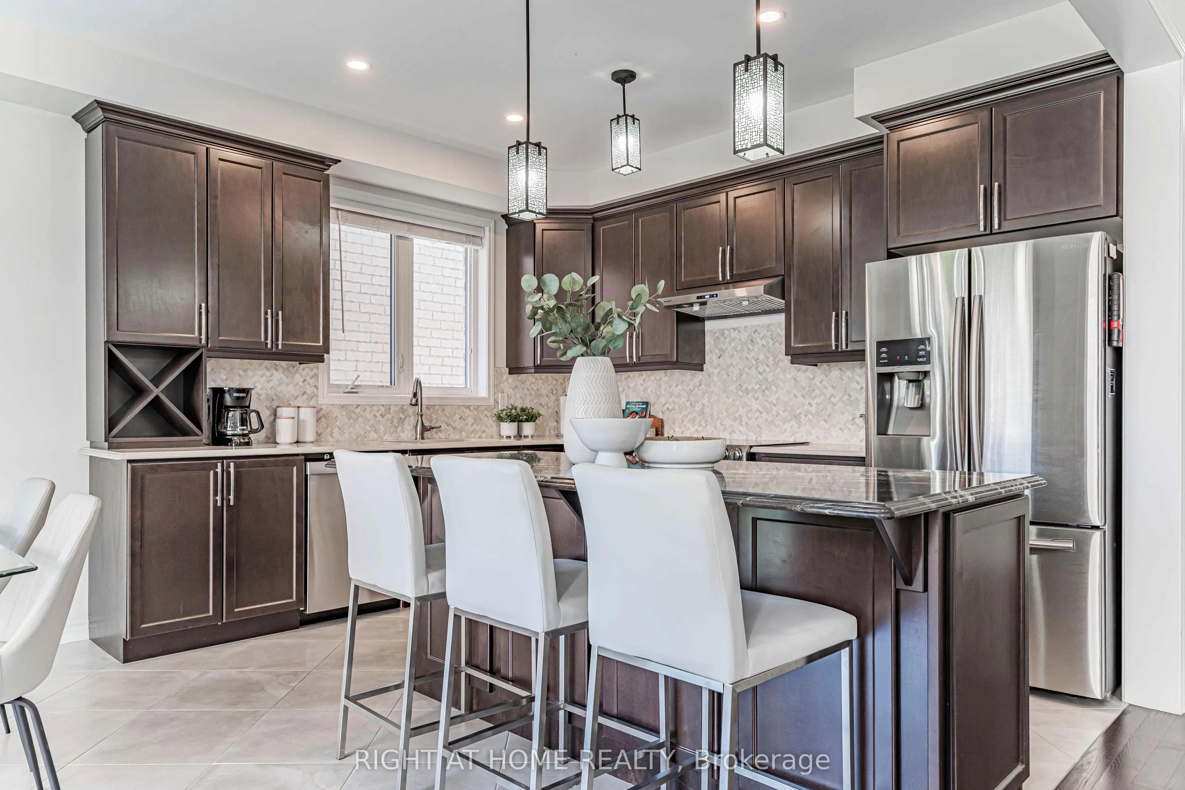 1249 Leger Way