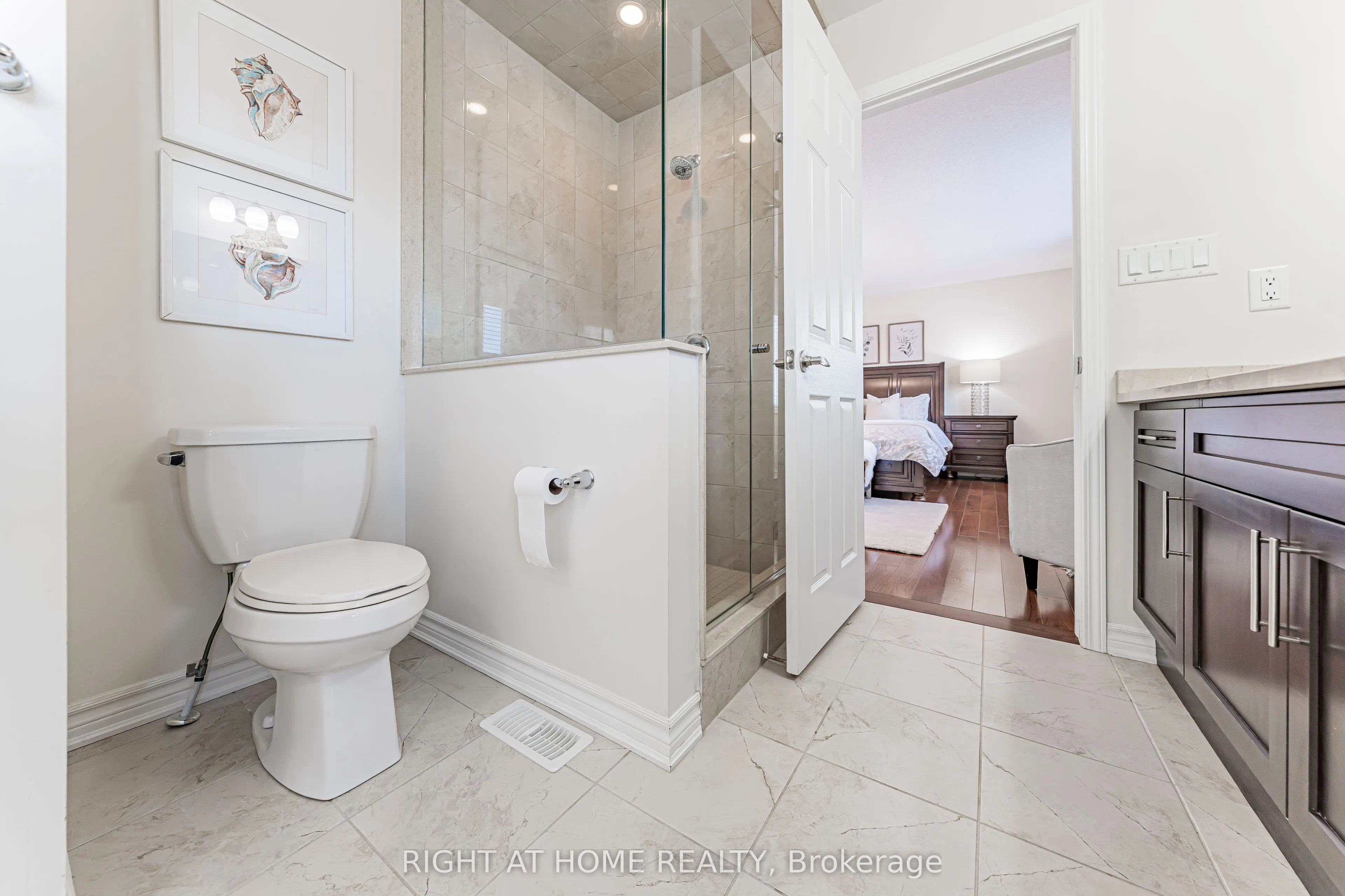 1249 Leger Way