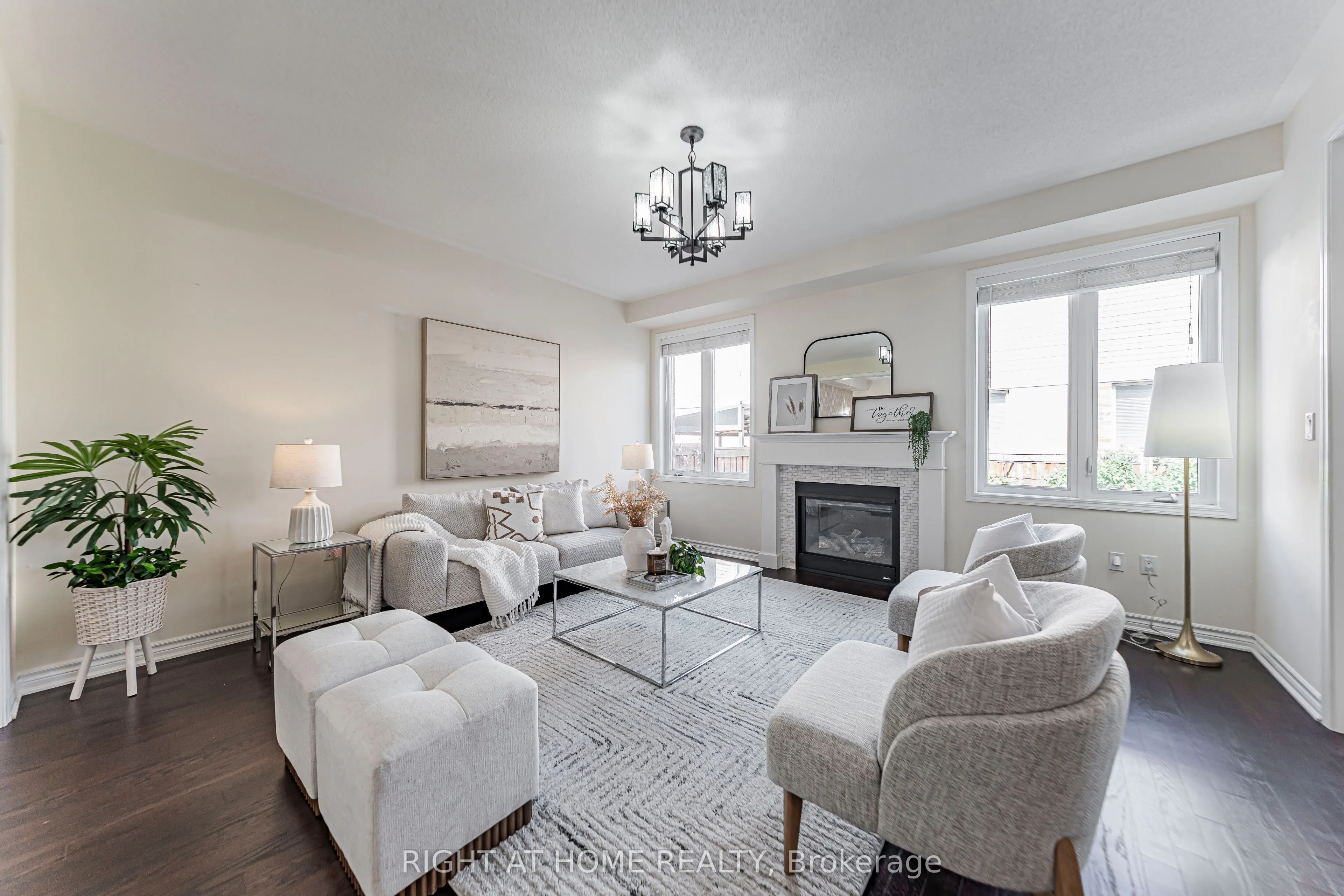 1249 Leger Way
