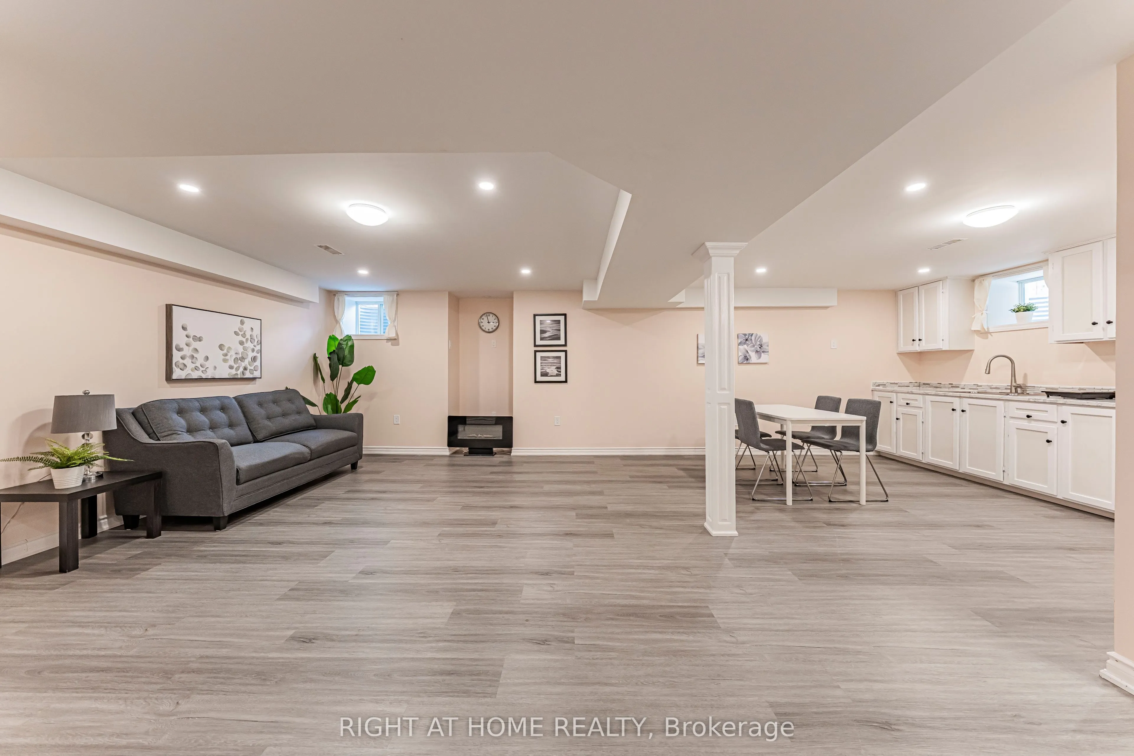 1249 Leger Way
