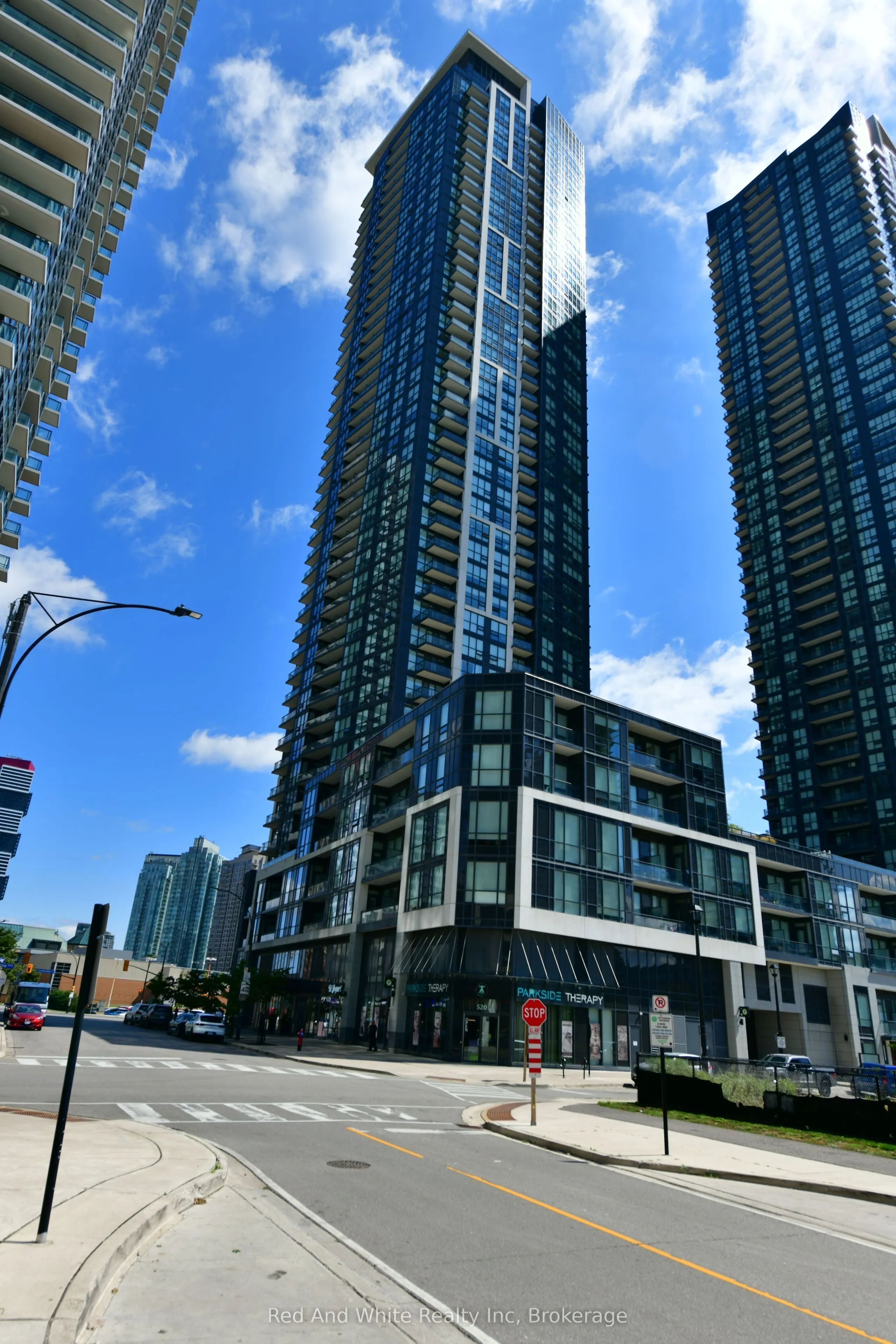 510 Curran Place #2001