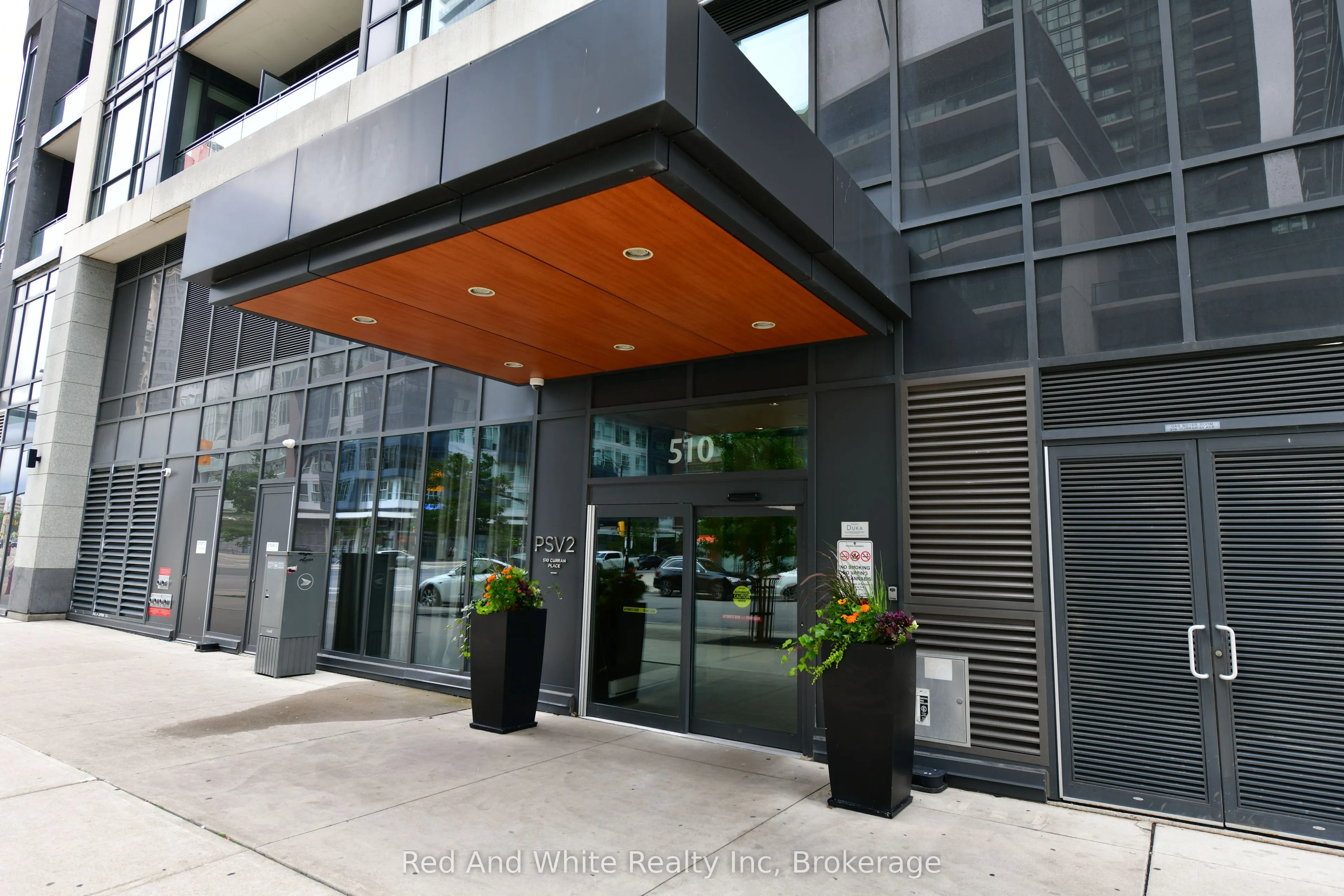 510 Curran Place #2001