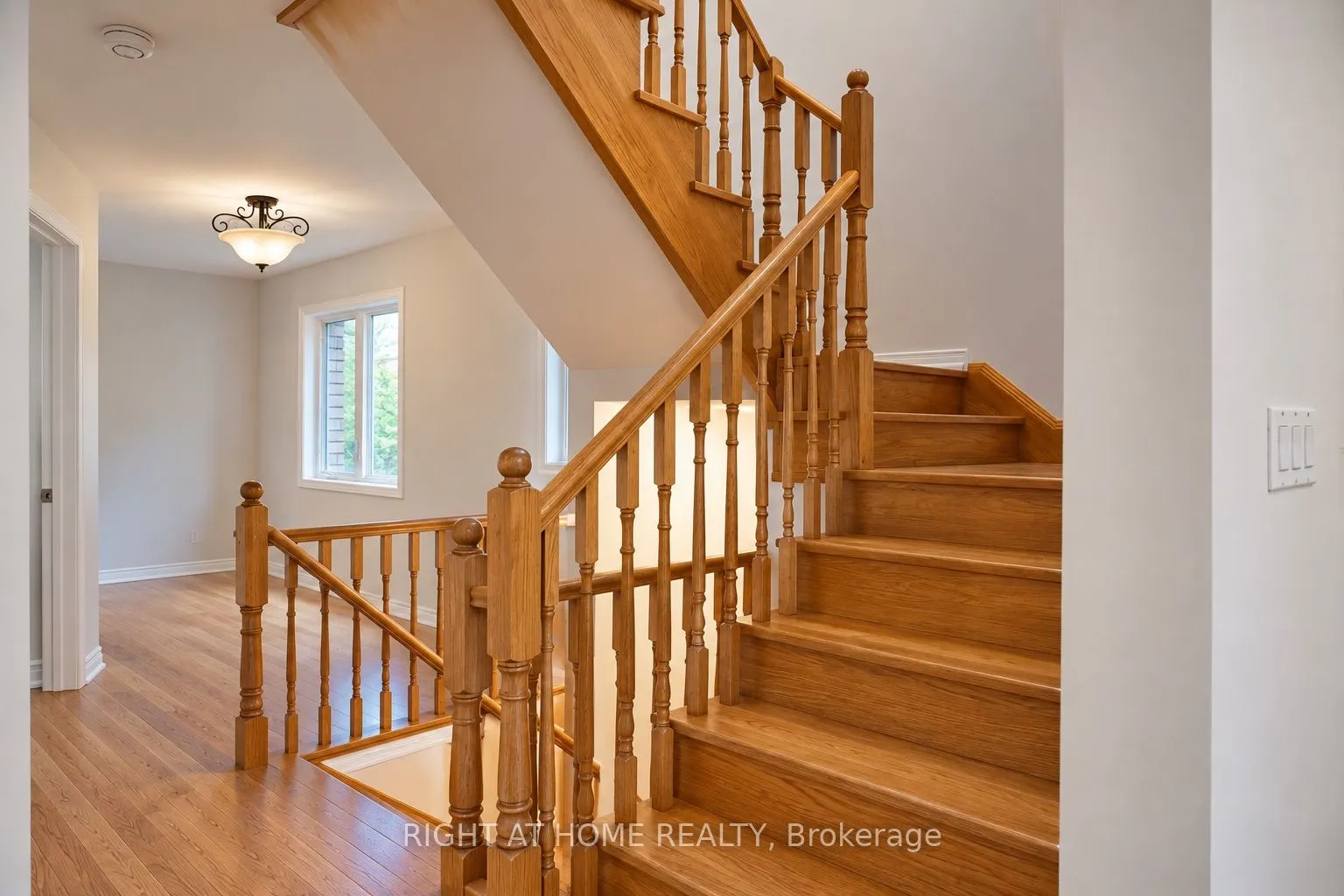 427 Chandler Crescent