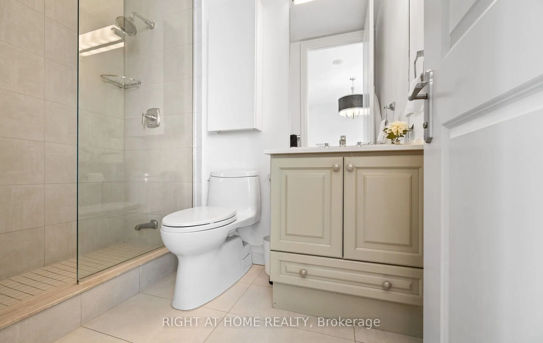 50 Absolute Avenue #4902 LPH