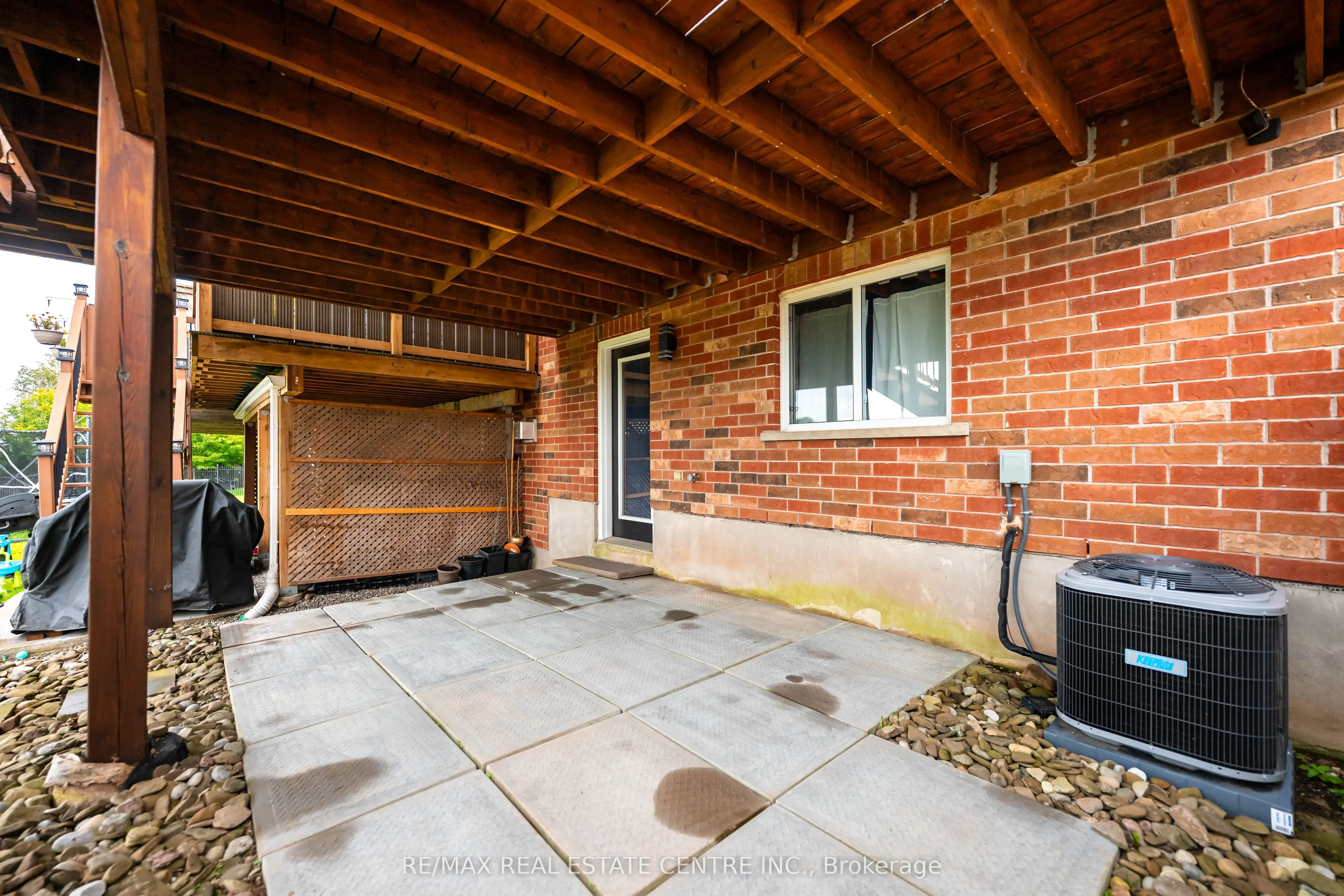 53 Benjamin Crescent