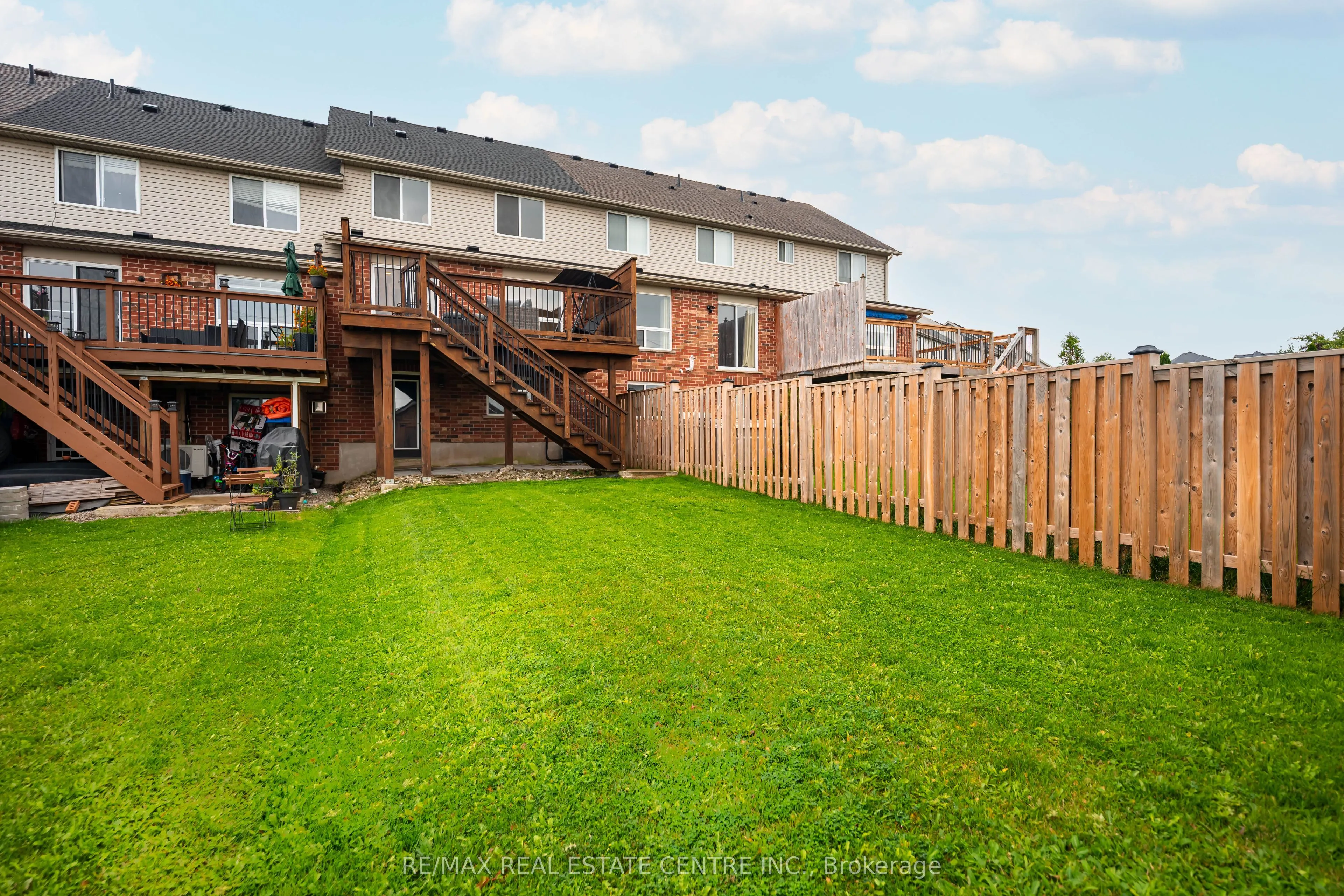 53 Benjamin Crescent