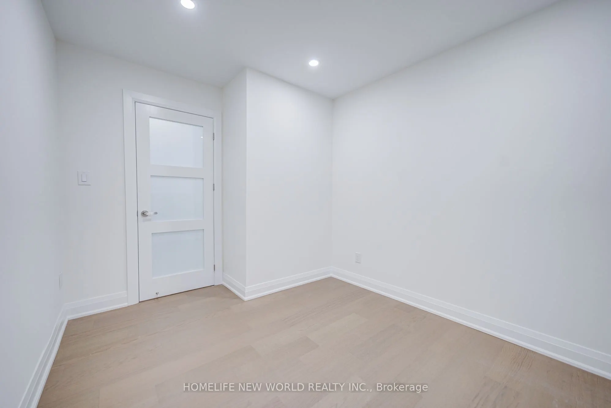 199 Harrowsmith Drive W