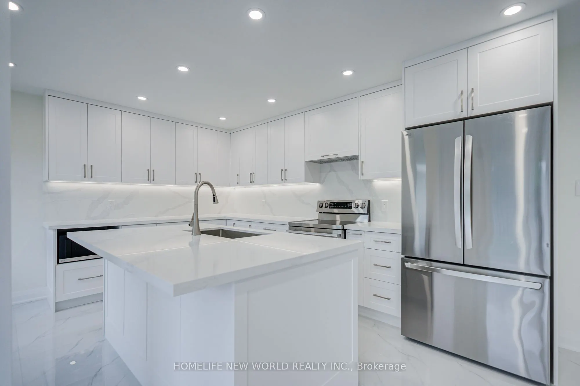 199 Harrowsmith Drive W