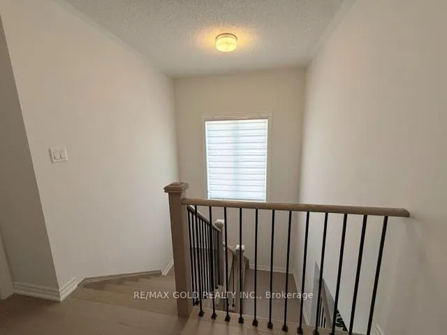 41 Tapscott Crescent