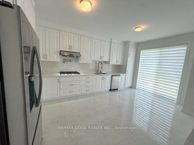 41 Tapscott Crescent