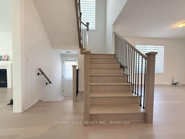 41 Tapscott Crescent