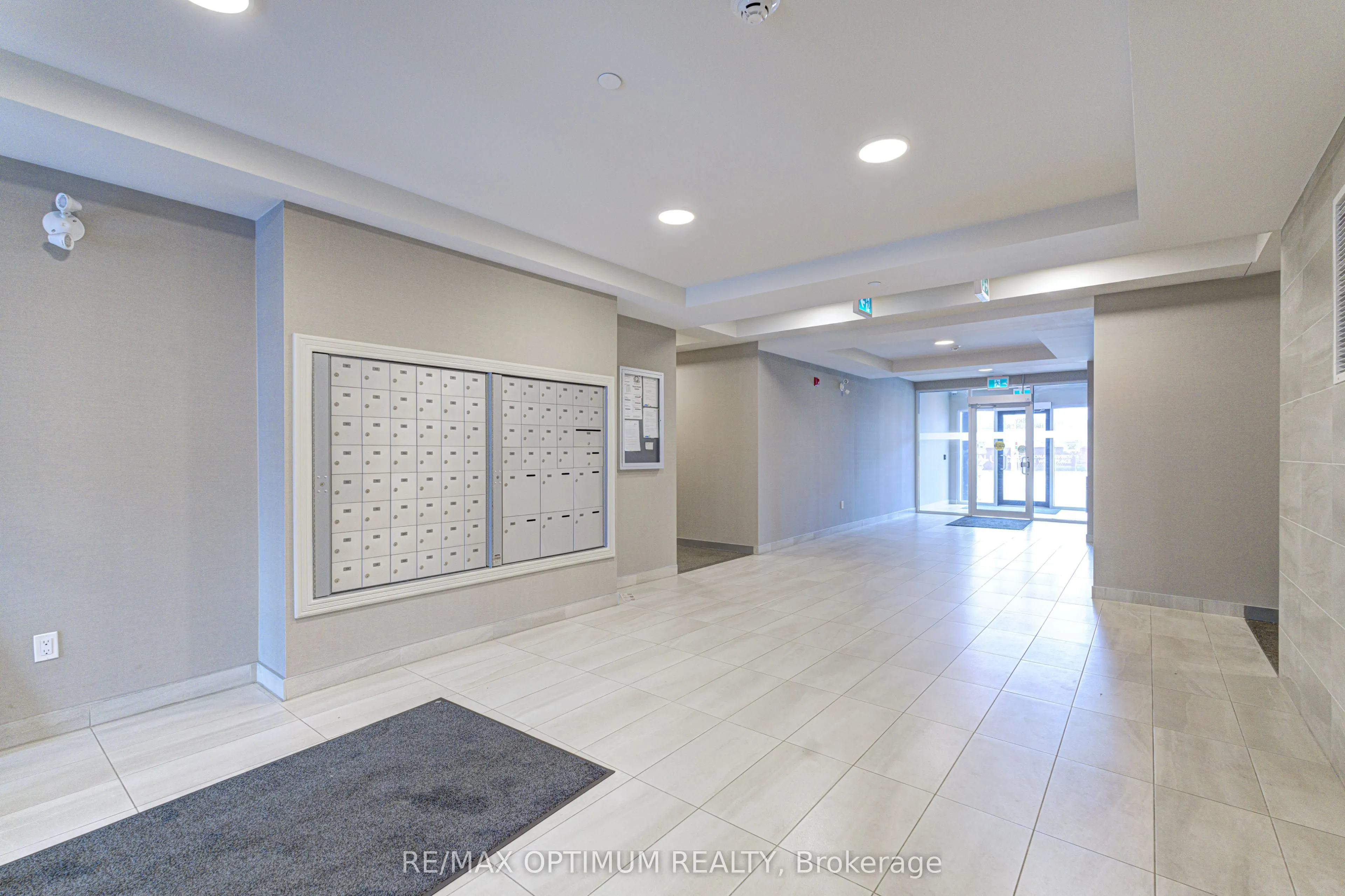 58 Sky Harbour Drive #108