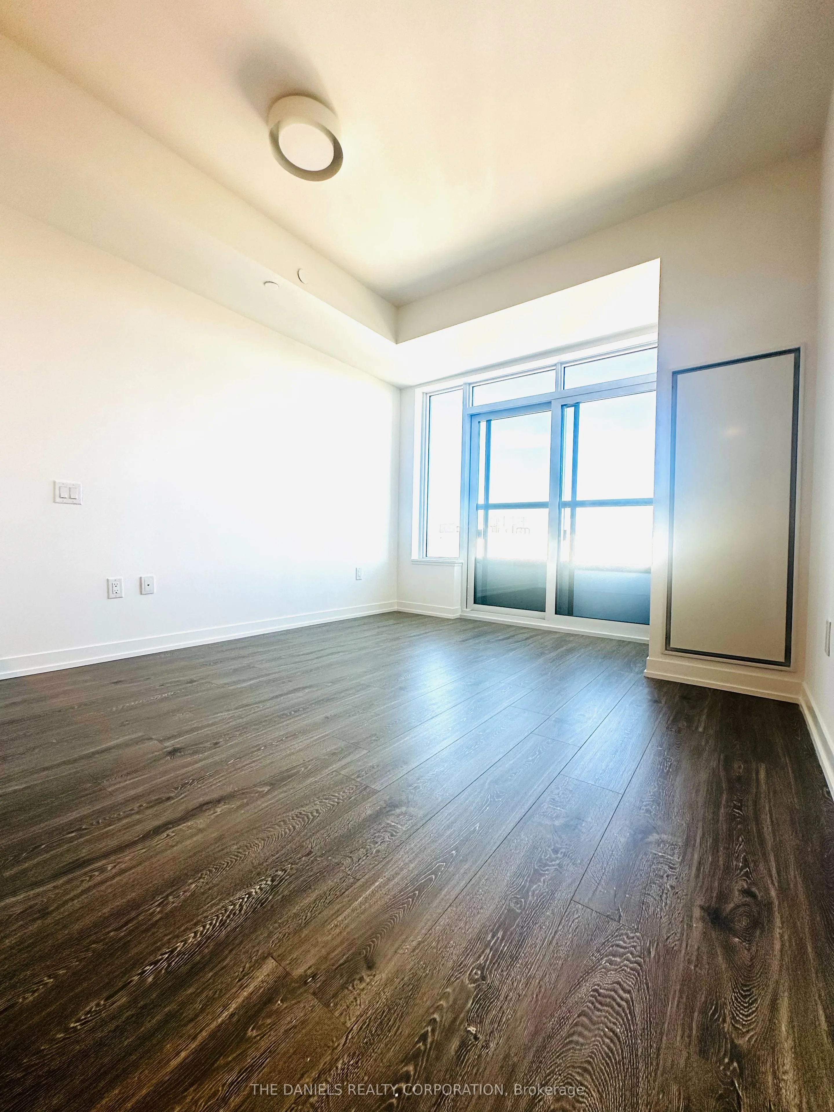 2485 Eglinton Avenue W #1212