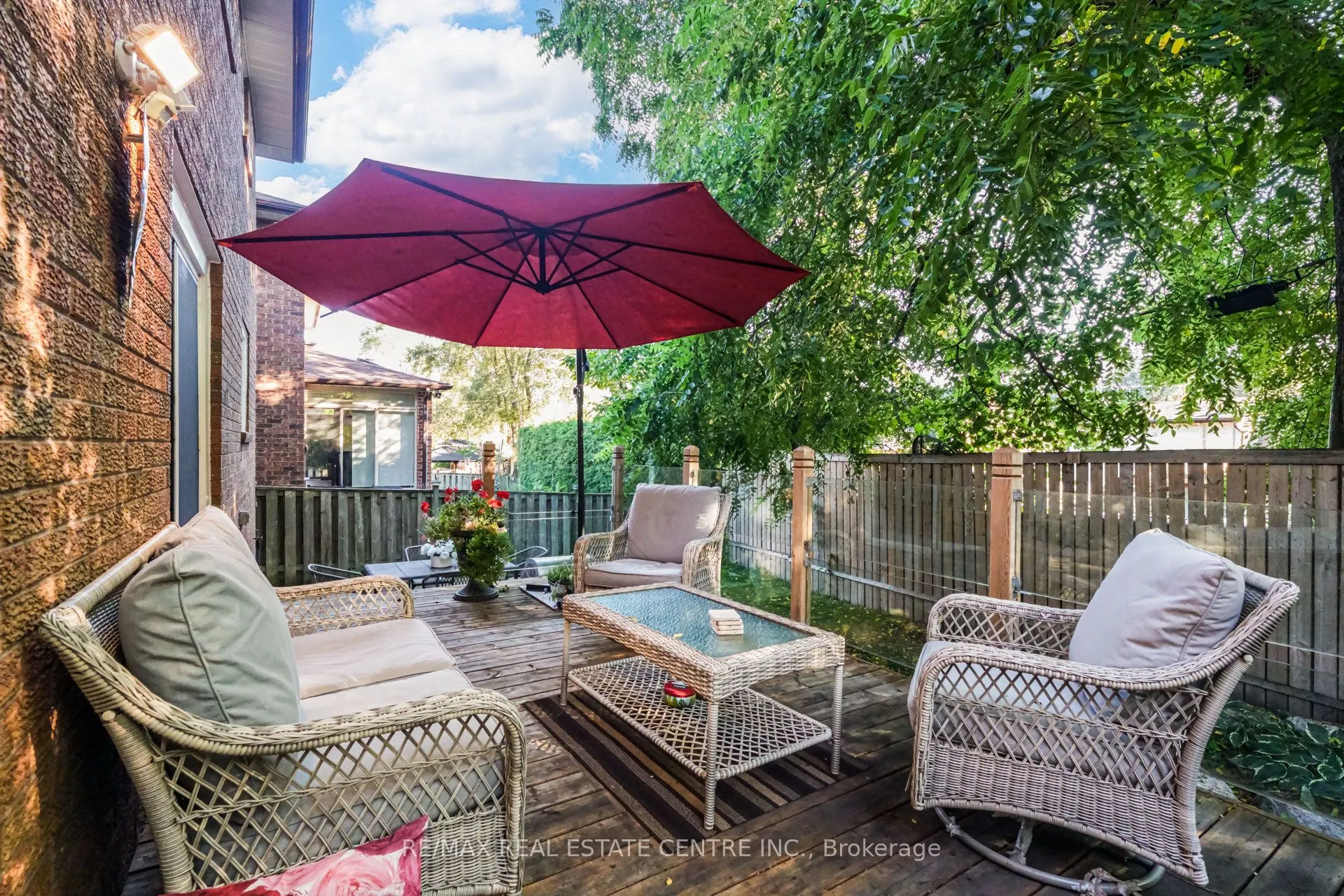 167 Whitchurch Mews #Upper Level