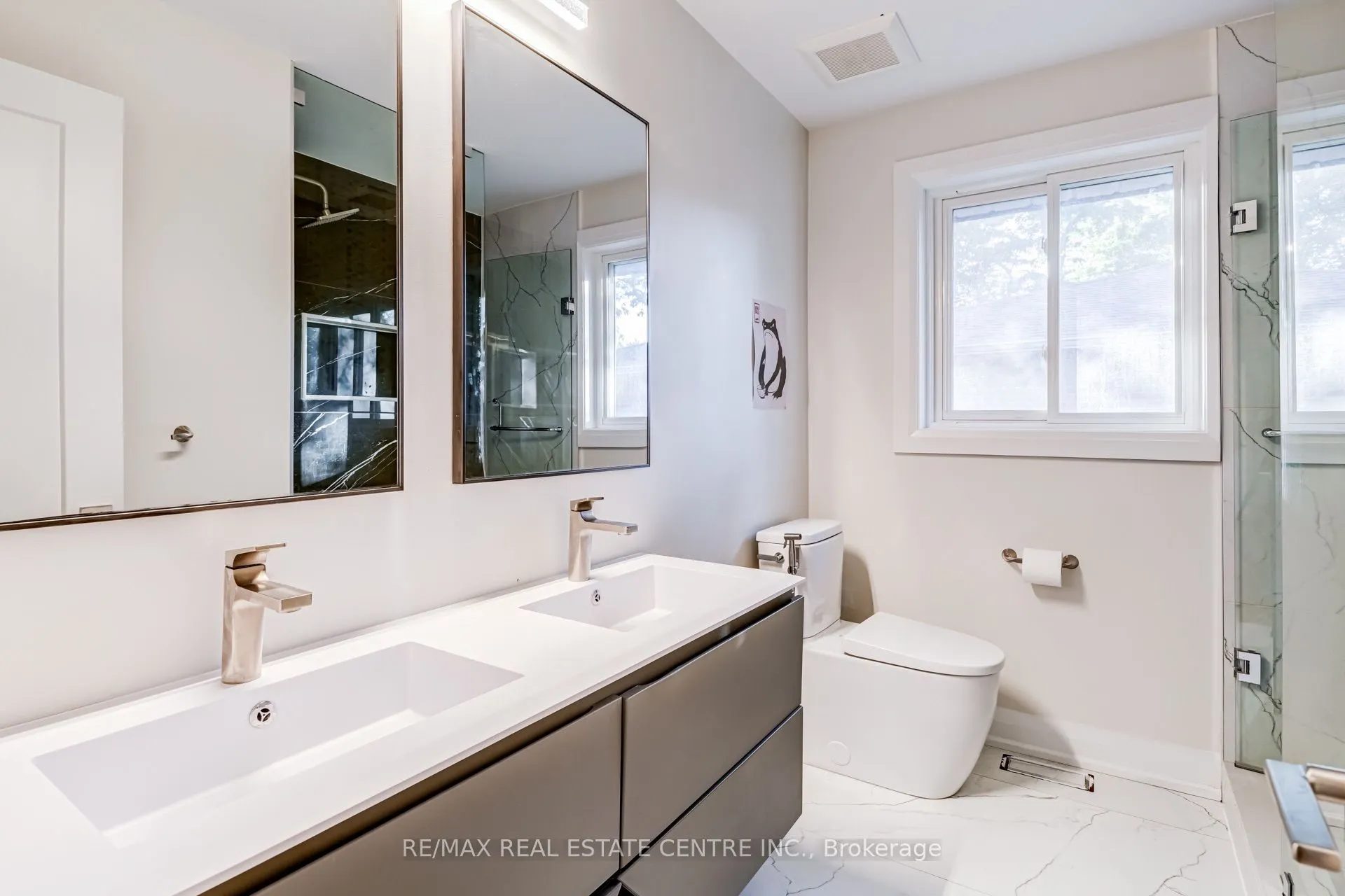 167 Whitchurch Mews #Upper Level