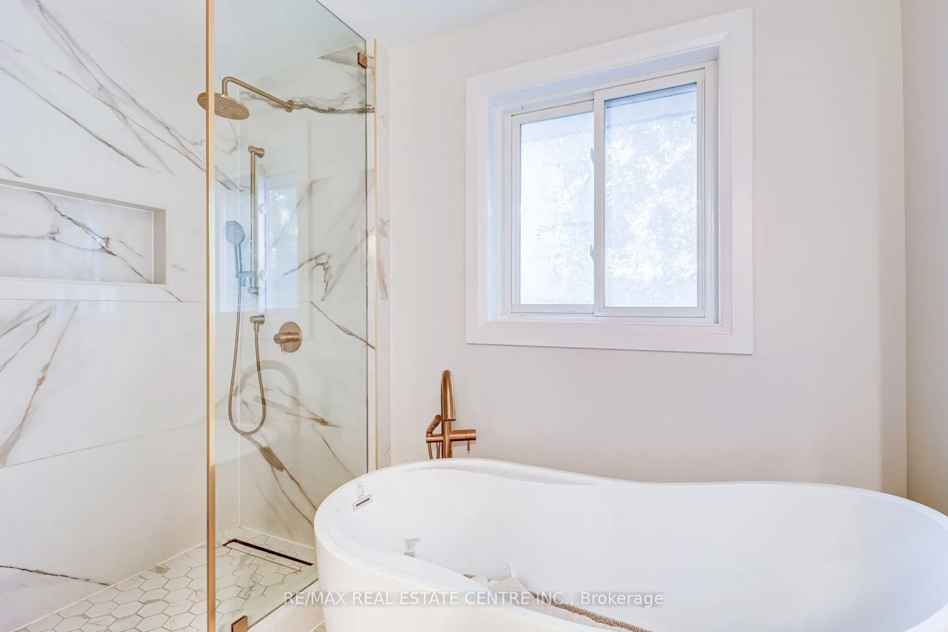 167 Whitchurch Mews #Upper Level