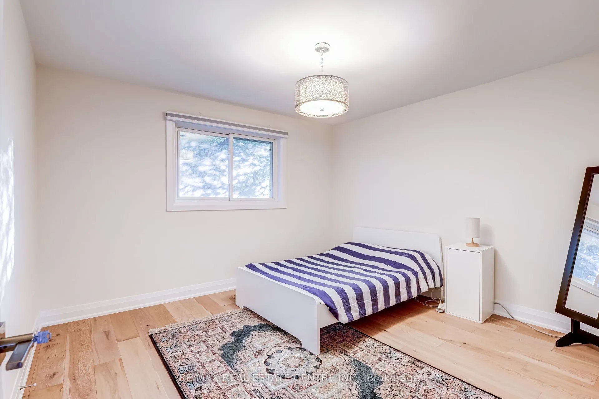 167 Whitchurch Mews #Upper Level