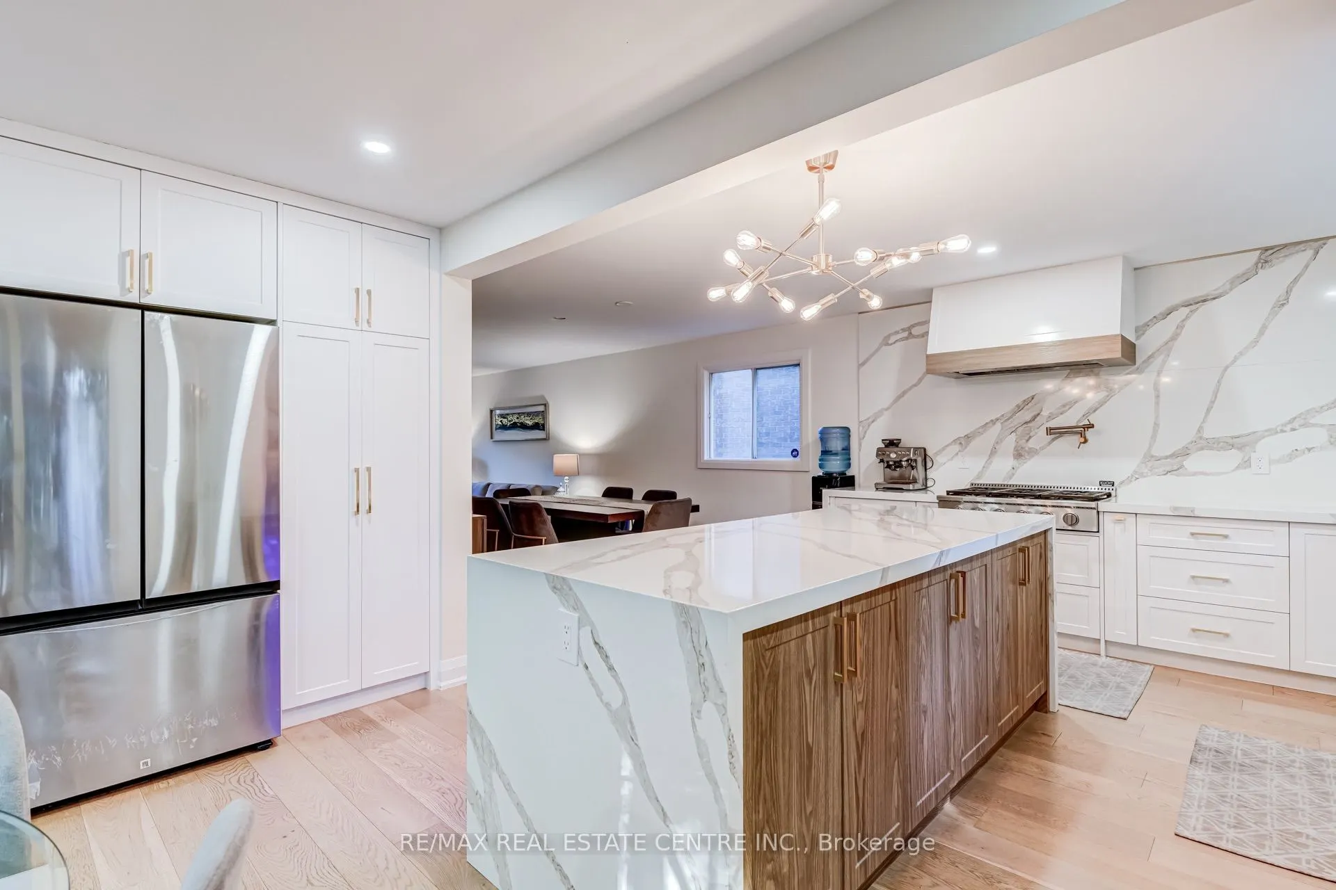 167 Whitchurch Mews #Upper Level