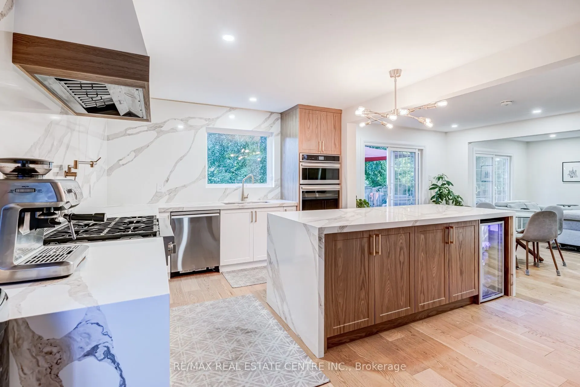 167 Whitchurch Mews #Upper Level