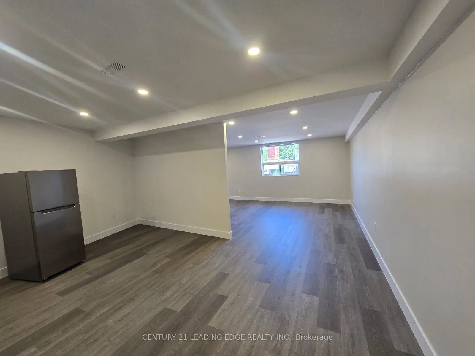3030 DUNDAS Street ##3