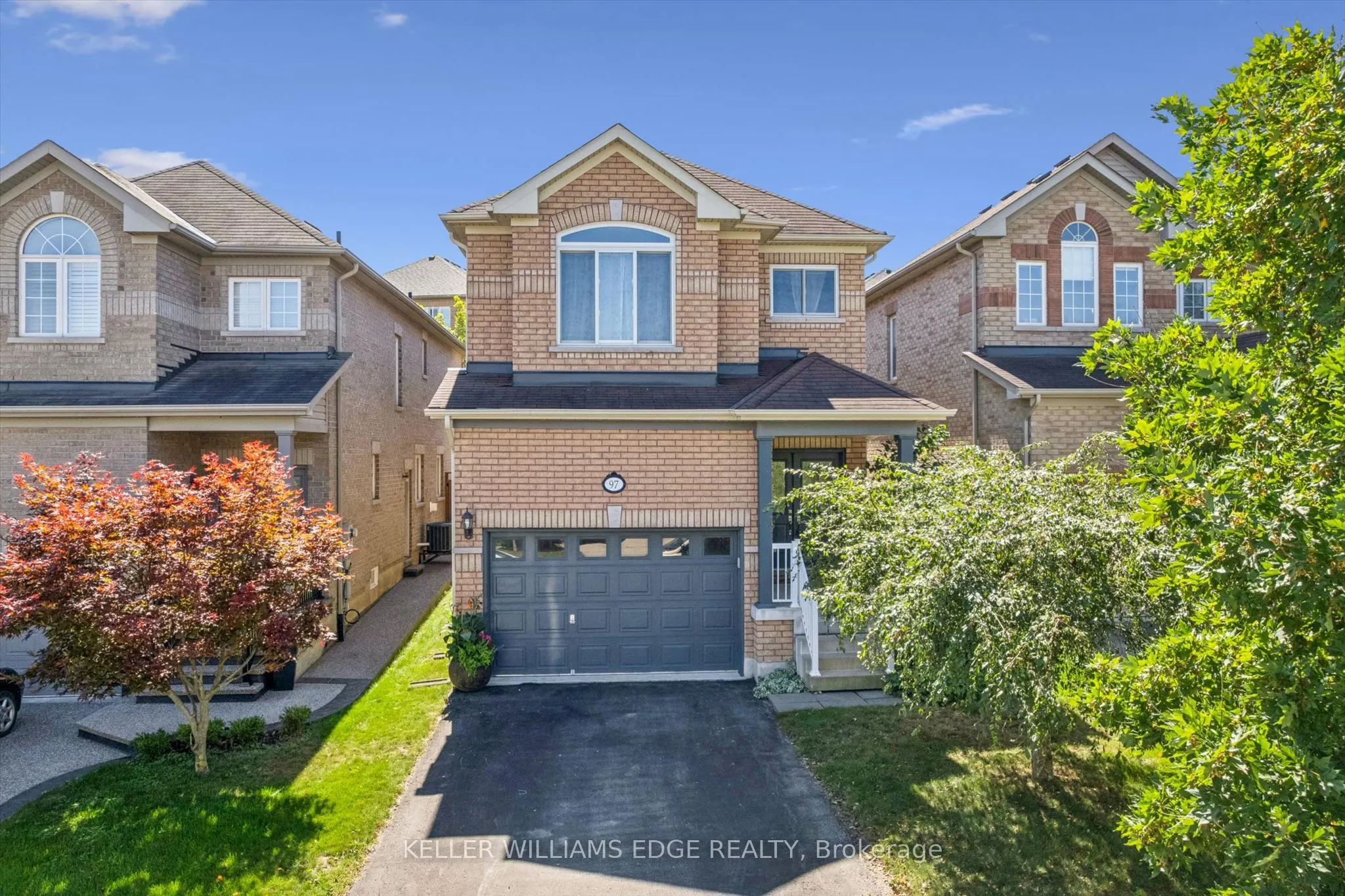 97 Meadowlark Drive N