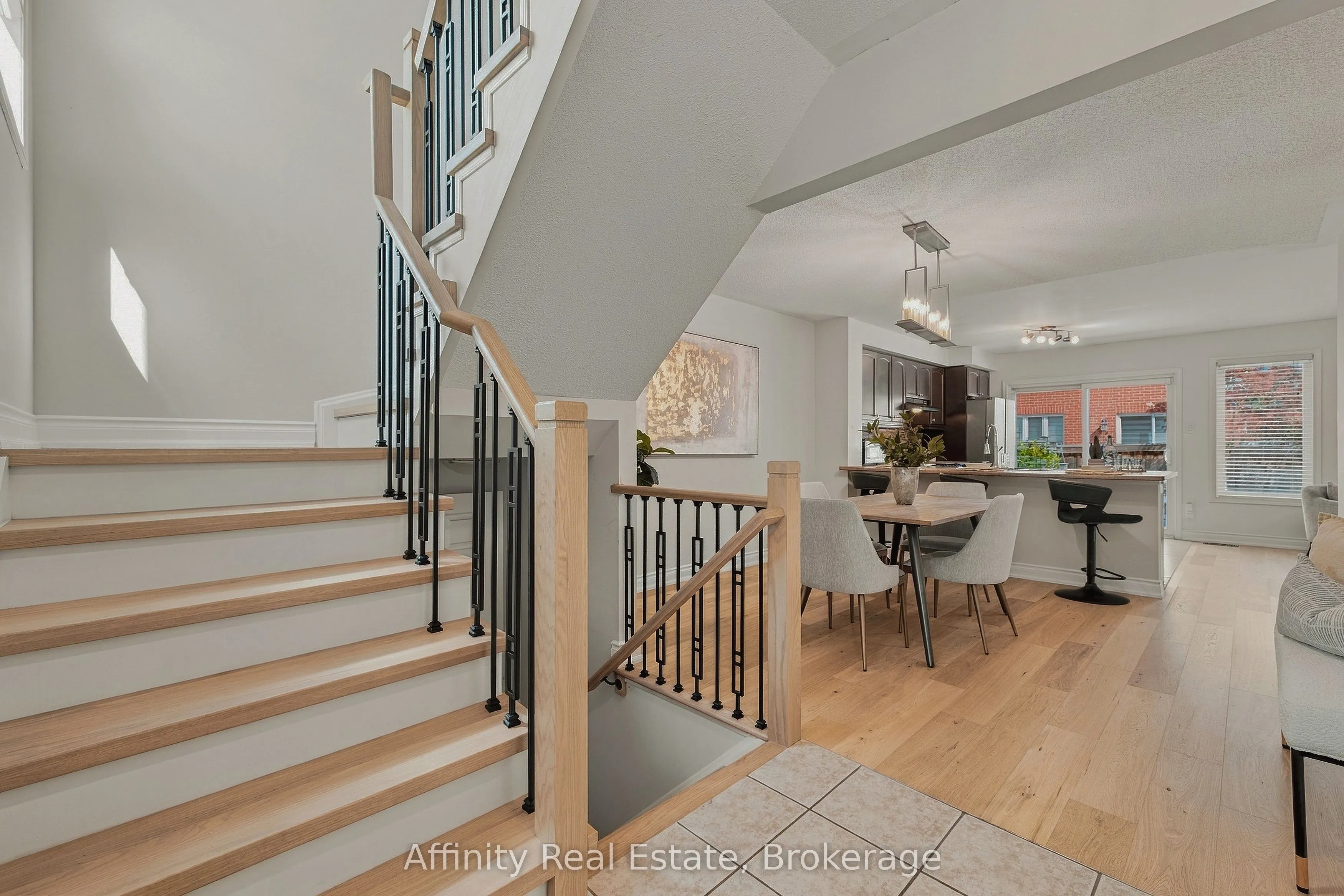 629 Gervais Terrace