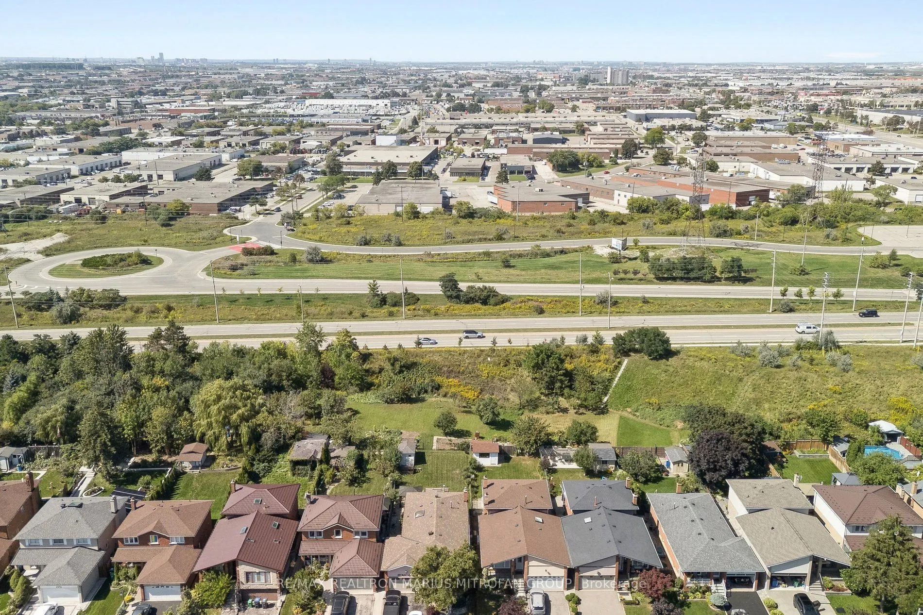 1287 Willowbank Trail