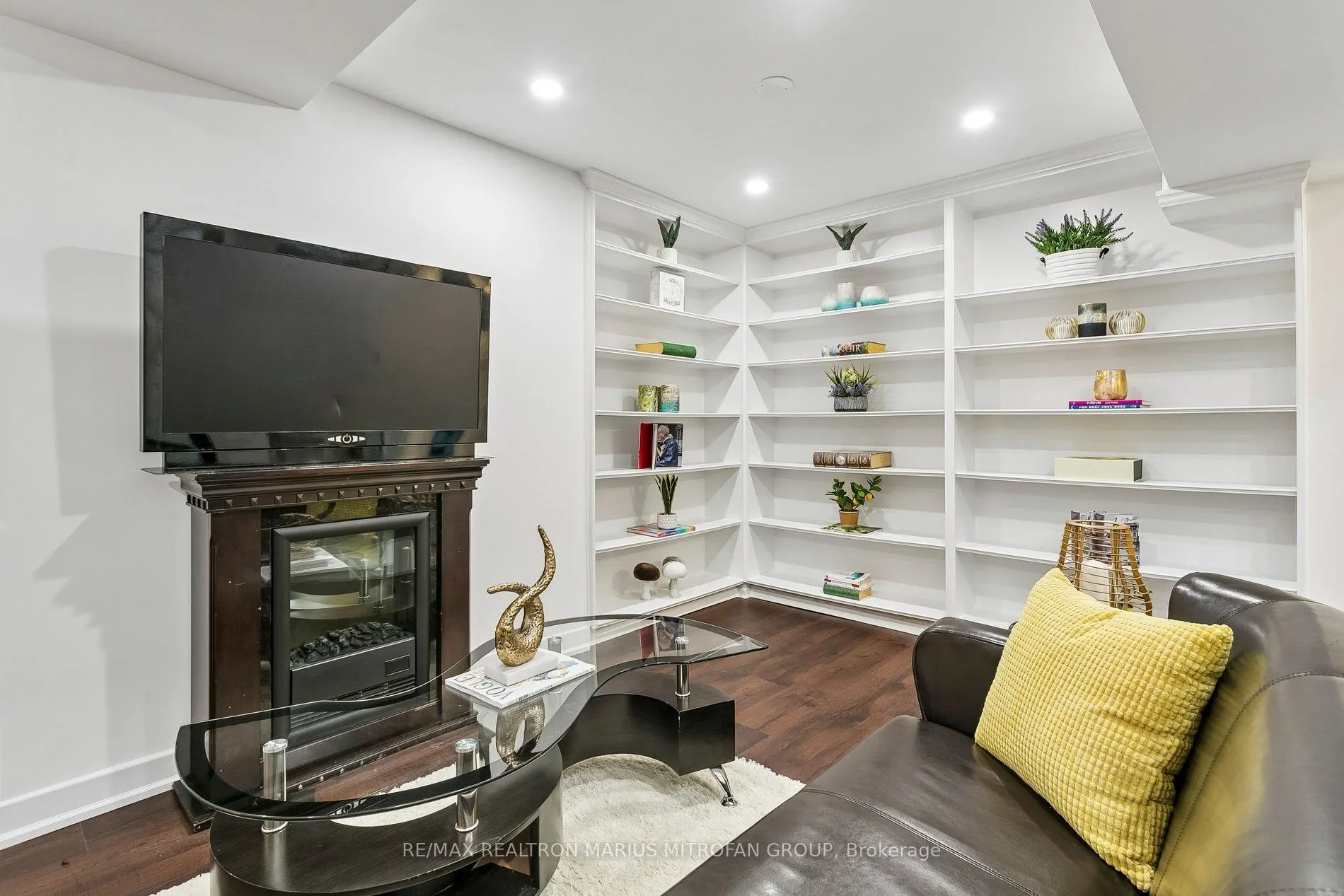 1287 Willowbank Trail
