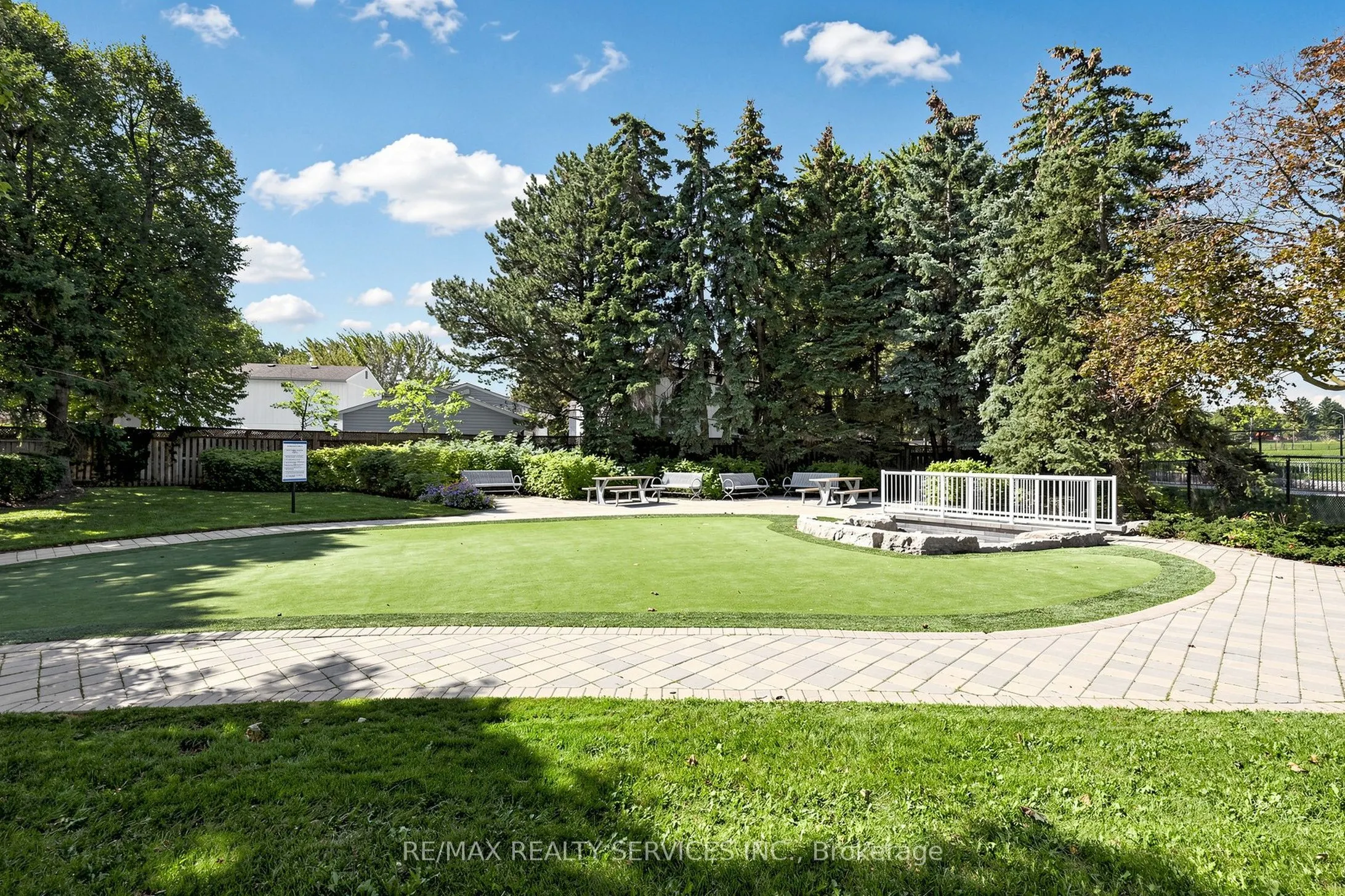 74 Heathcliffe Square #24