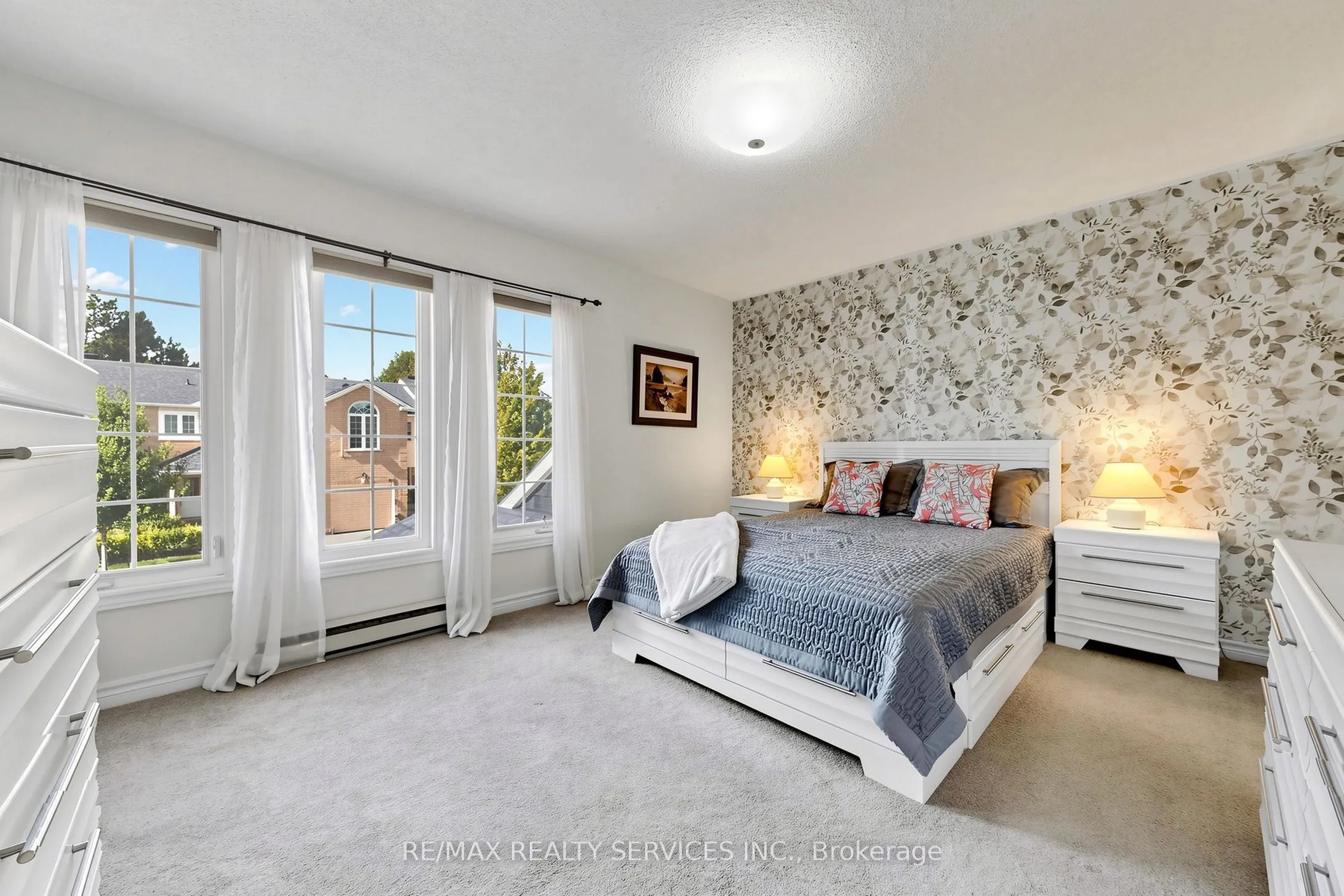 74 Heathcliffe Square #24