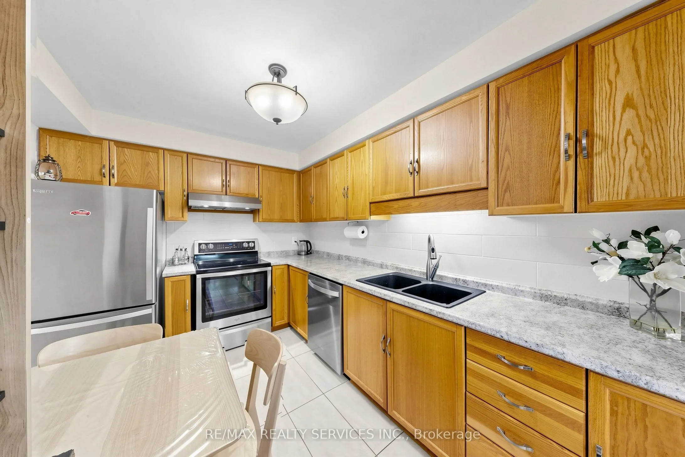 74 Heathcliffe Square #24