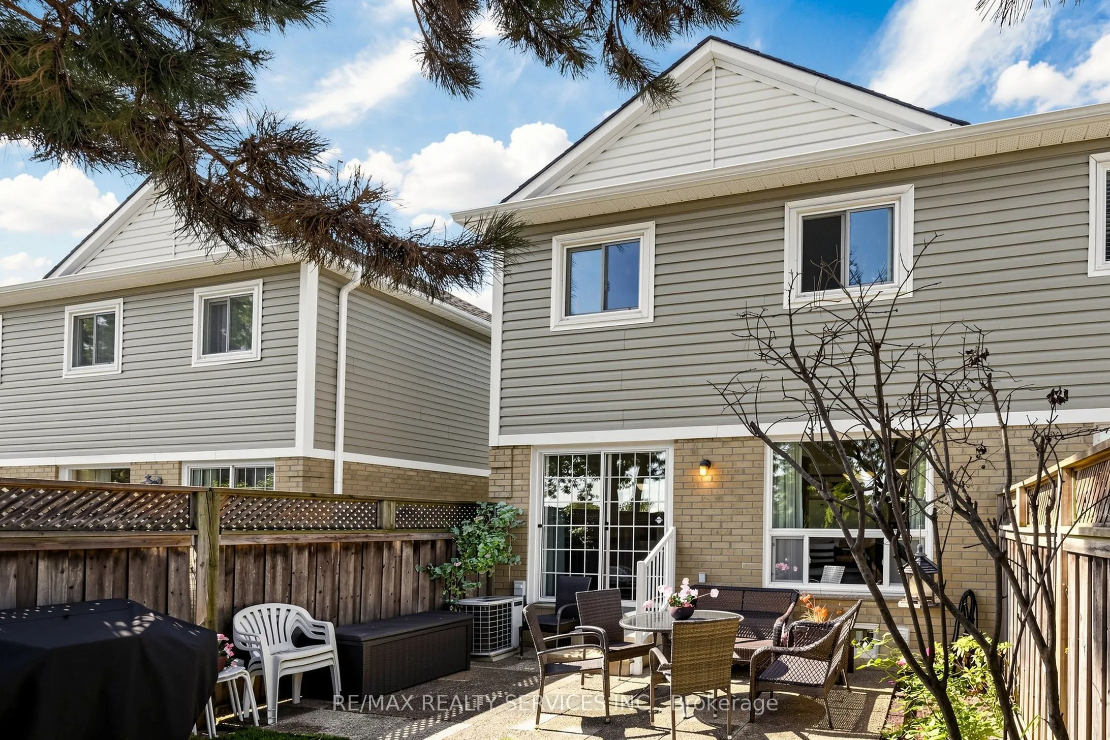 74 Heathcliffe Square #24