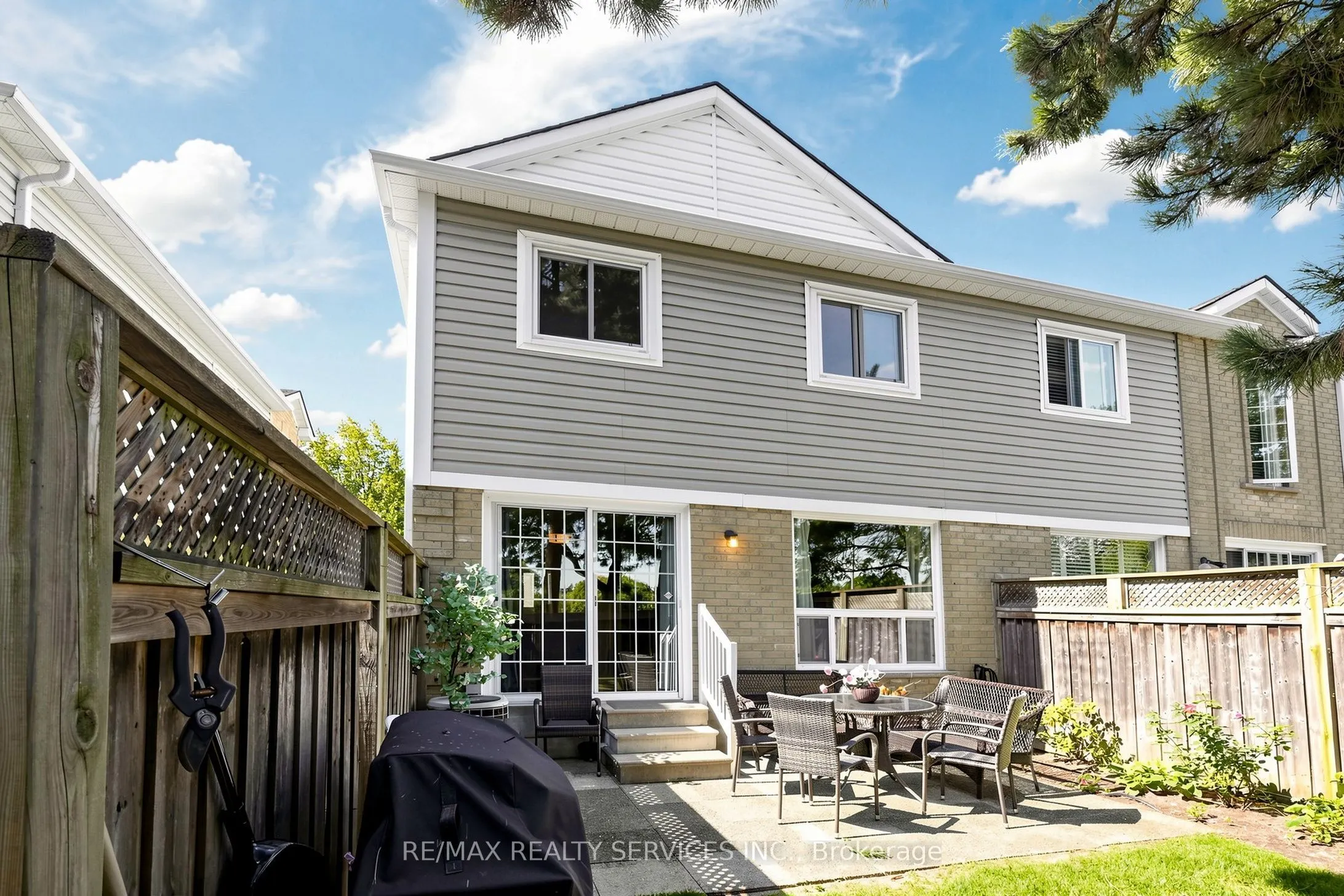 74 Heathcliffe Square #24