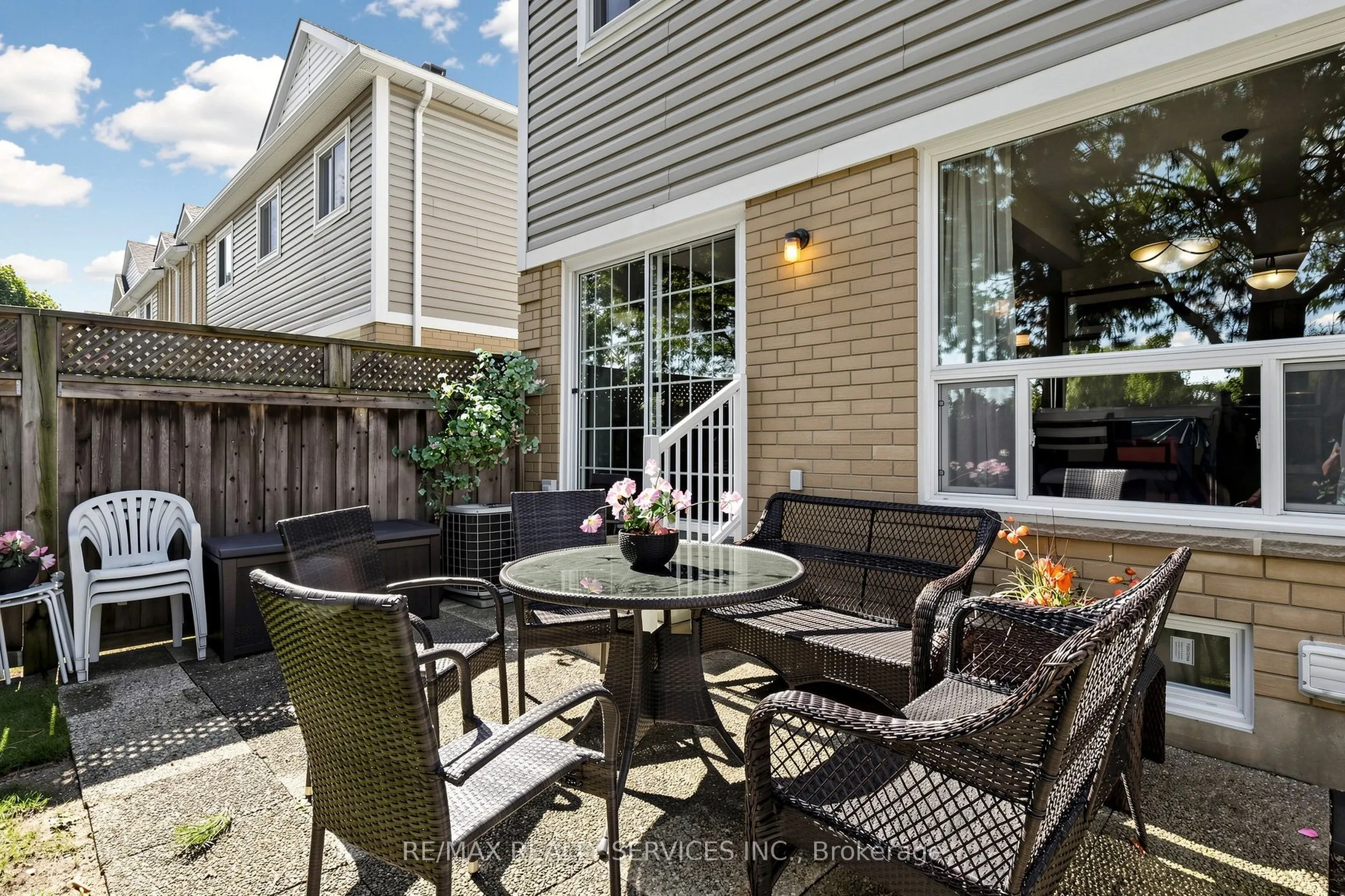 74 Heathcliffe Square #24