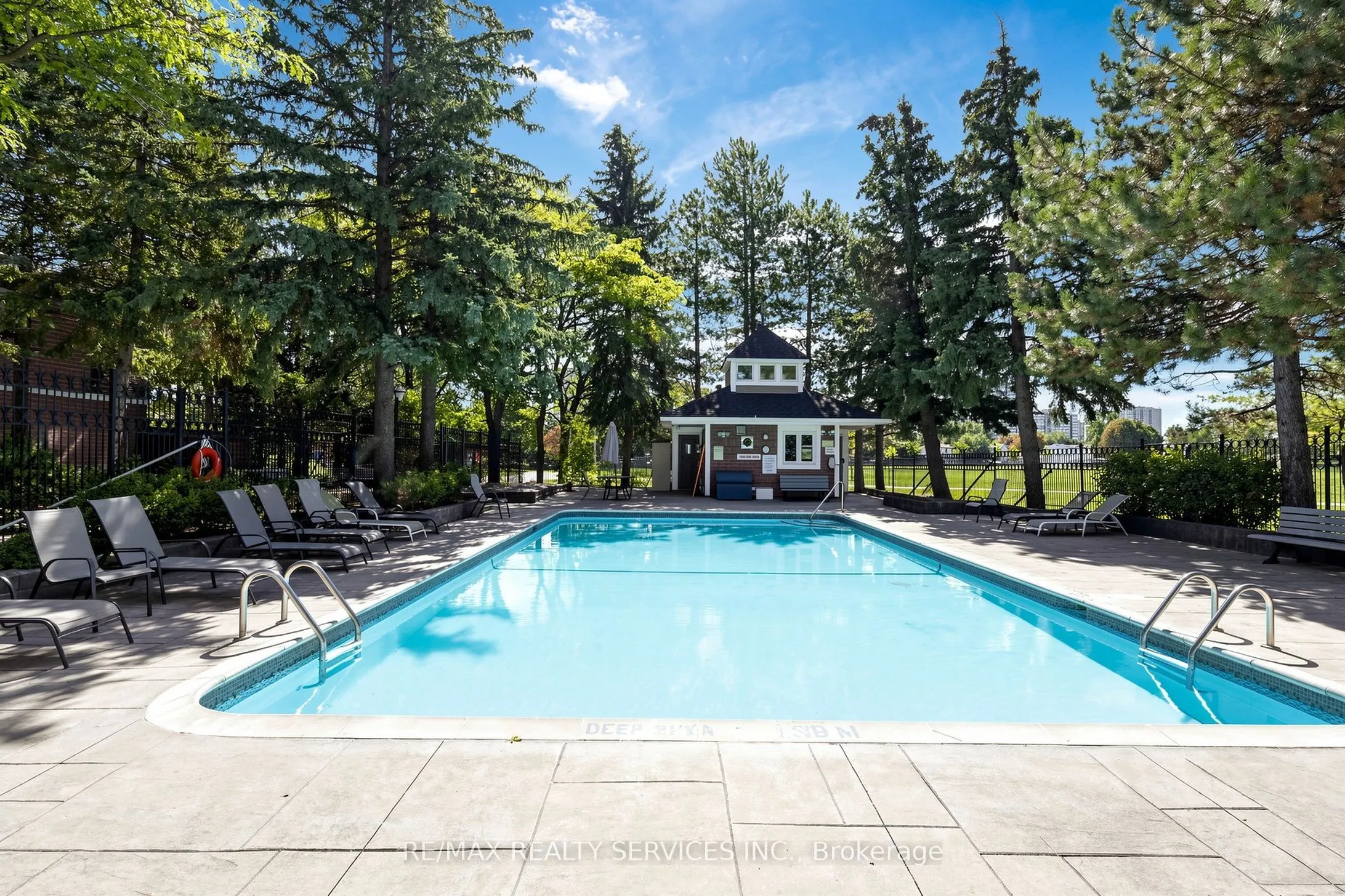 74 Heathcliffe Square #24