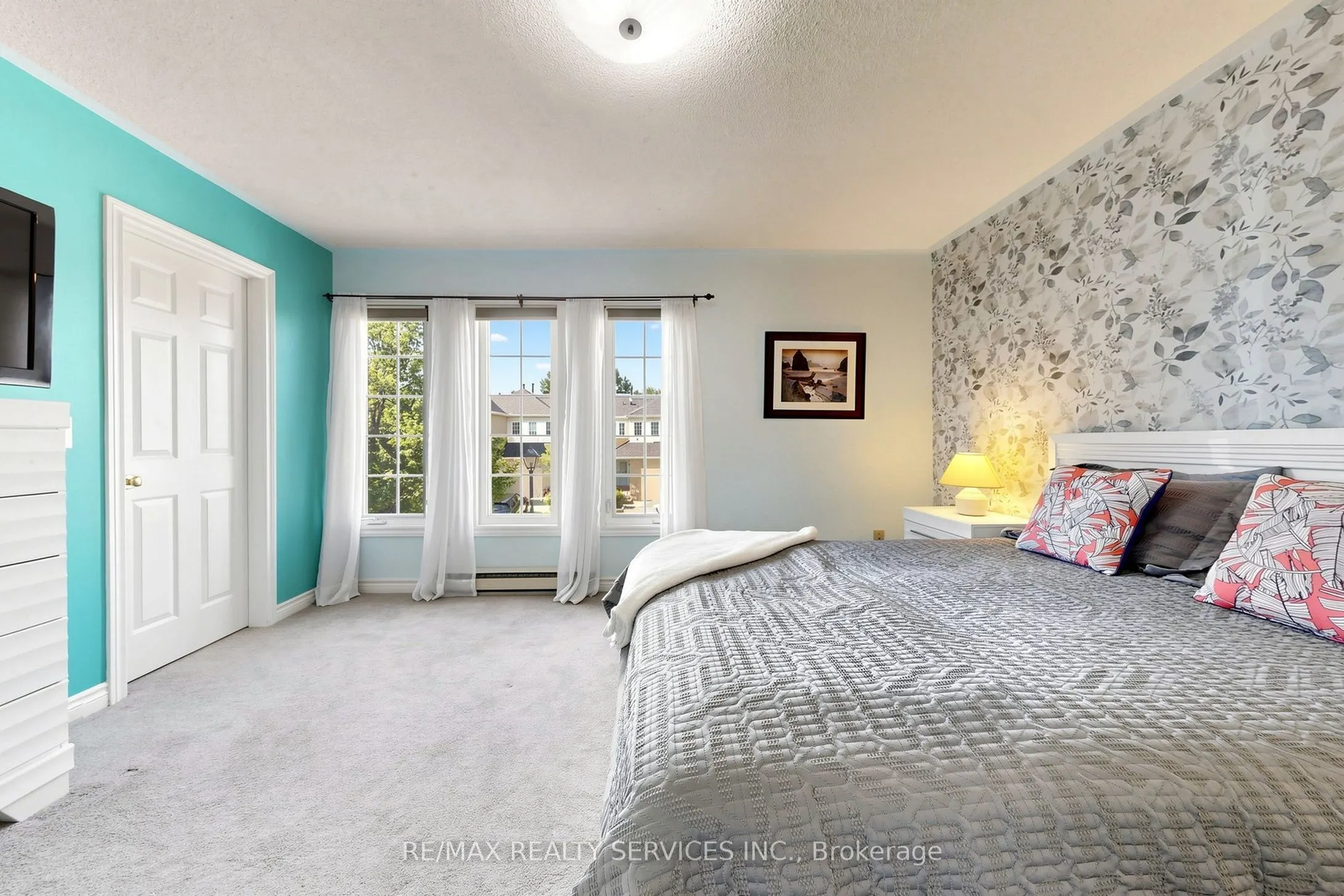 74 Heathcliffe Square #24