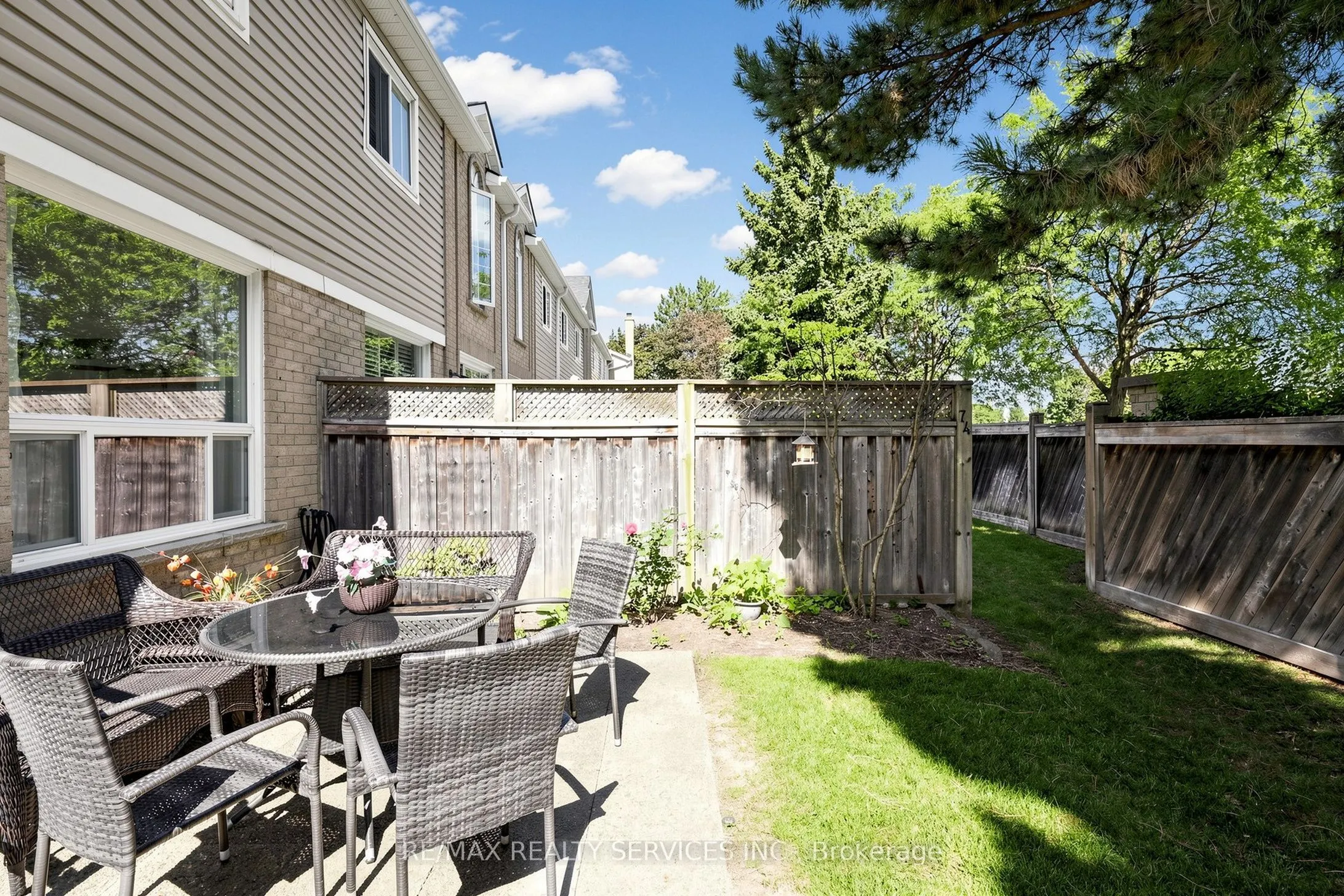74 Heathcliffe Square #24