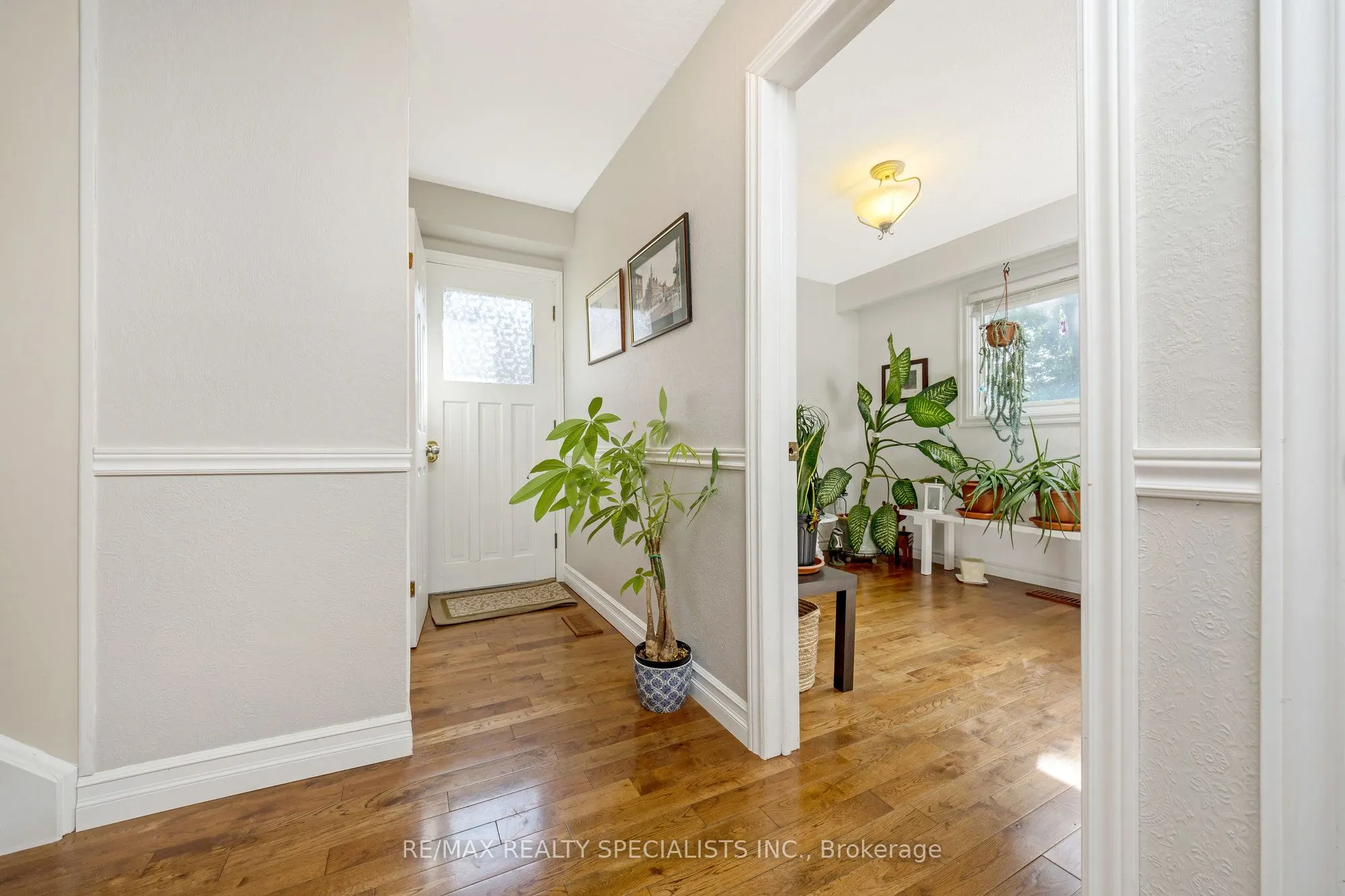 6356 Chaumont Crescent
