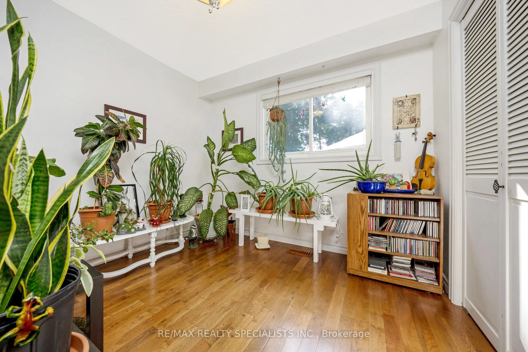 6356 Chaumont Crescent
