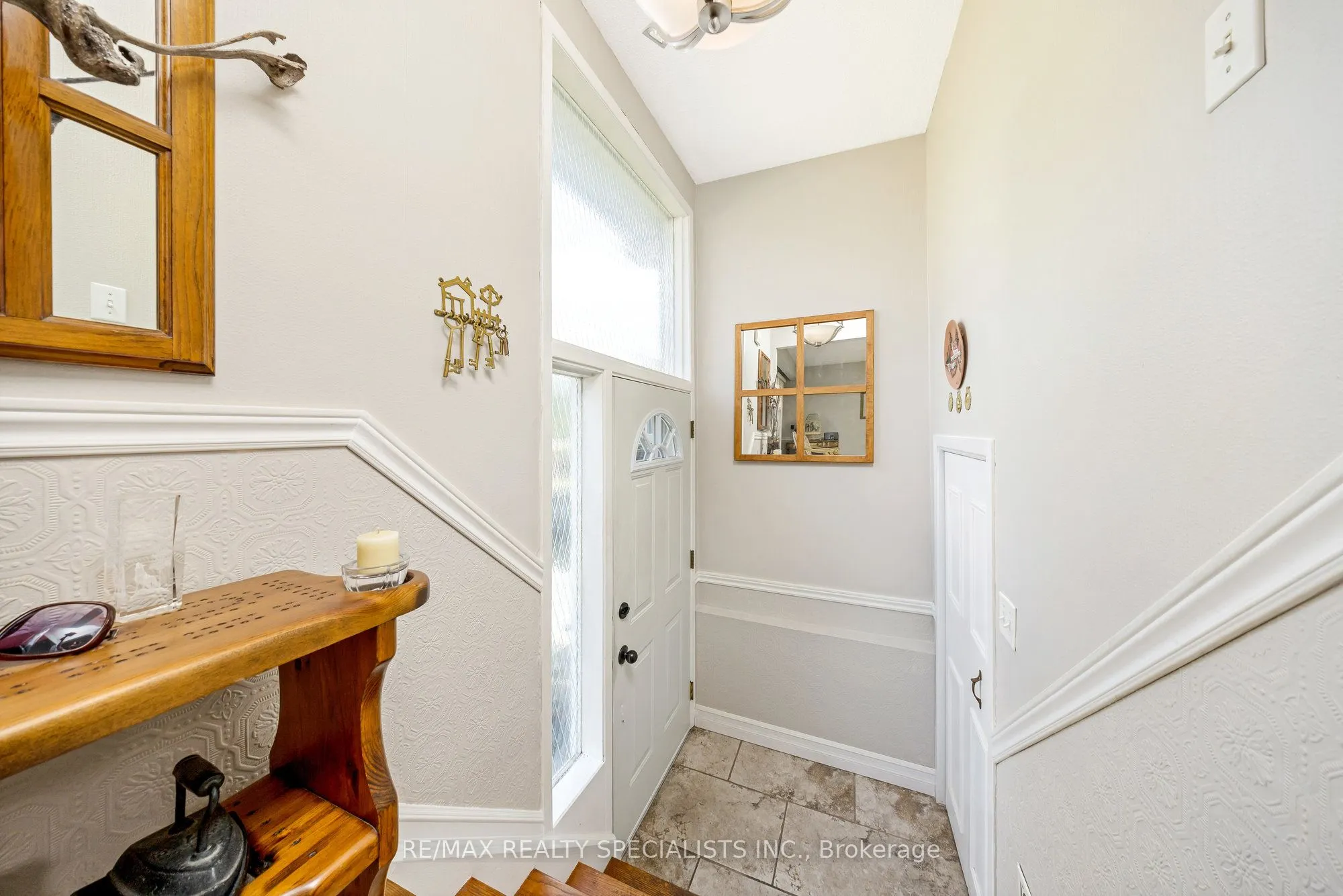 6356 Chaumont Crescent