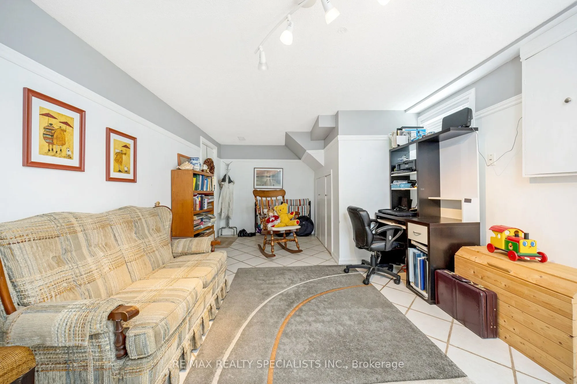6356 Chaumont Crescent